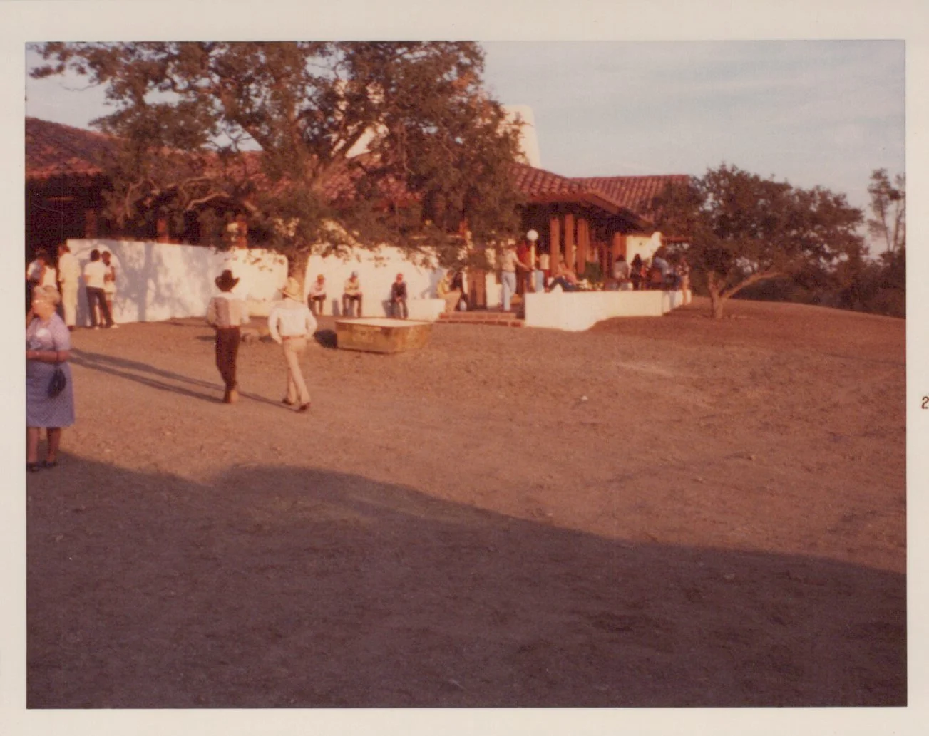 1975_October_House Warming_0016.jpg