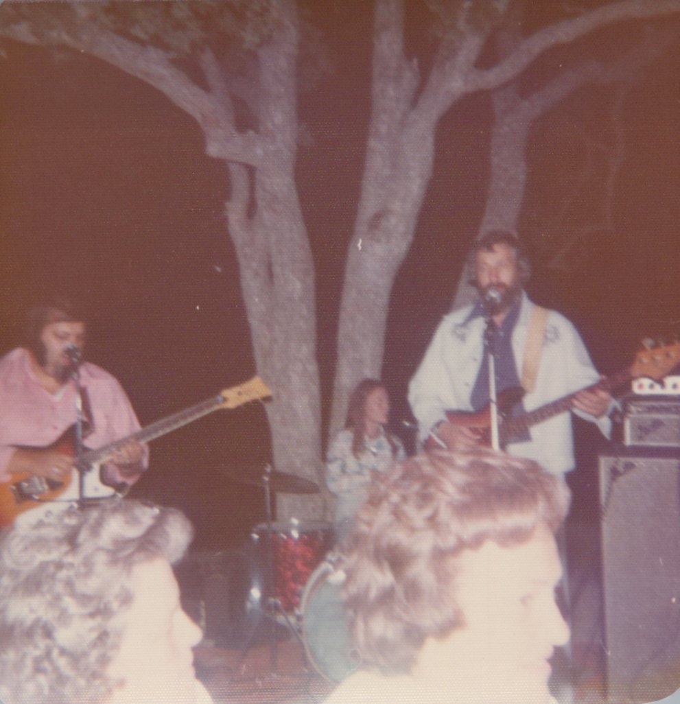1975_October_House Warming_0035.jpg
