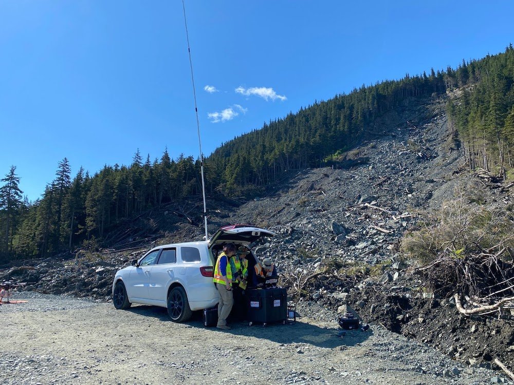 A RAPID staff works with the University of Alaska Fairbanks-based field research team to pilot the facility’s UAV-based lidar system following the 2021 Haines, Alaska, Landslide.