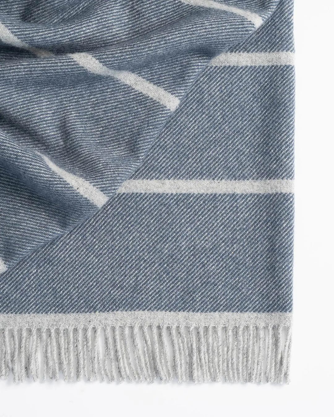 Weave-Hellister-Navy-throw-1600x2000.jpeg