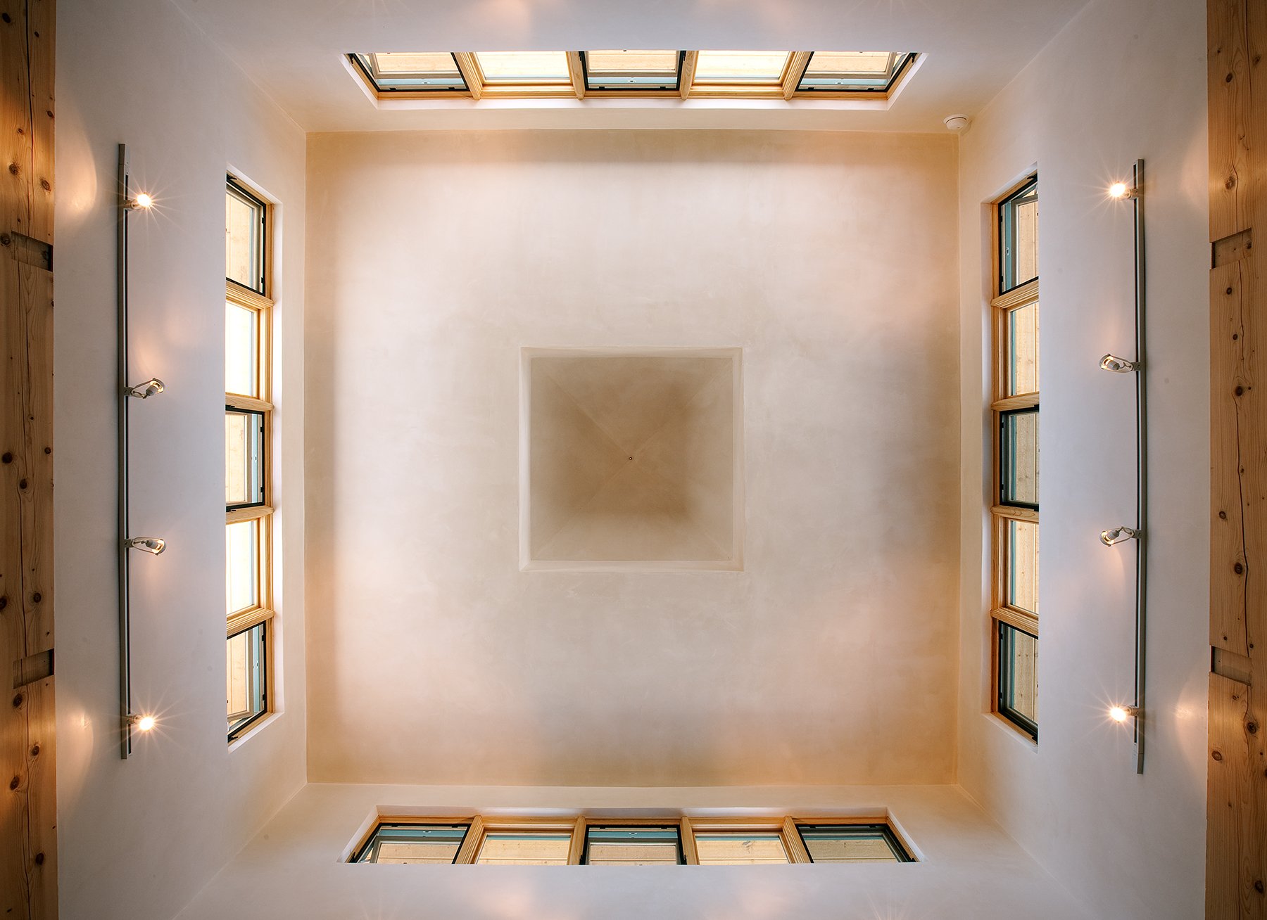 Wilson_CeilingLights_Small_7162.jpg