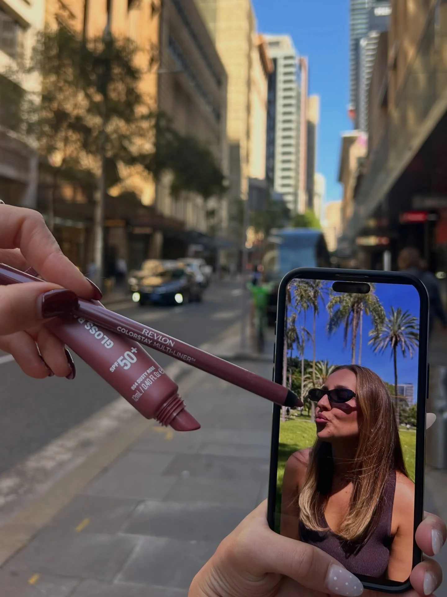 @revlonanz touch-ups, but make it through the screen 💄📱

Featuring:

Illuminance Gloss Balm SPF50+ in Dusty Rose
ColorStay Multi-Liner in Dallying
Illuminance Highlighting Powder in Rose Radiance
Revlon Powder Brush
Glimmer Lip Treat in Marshmallow