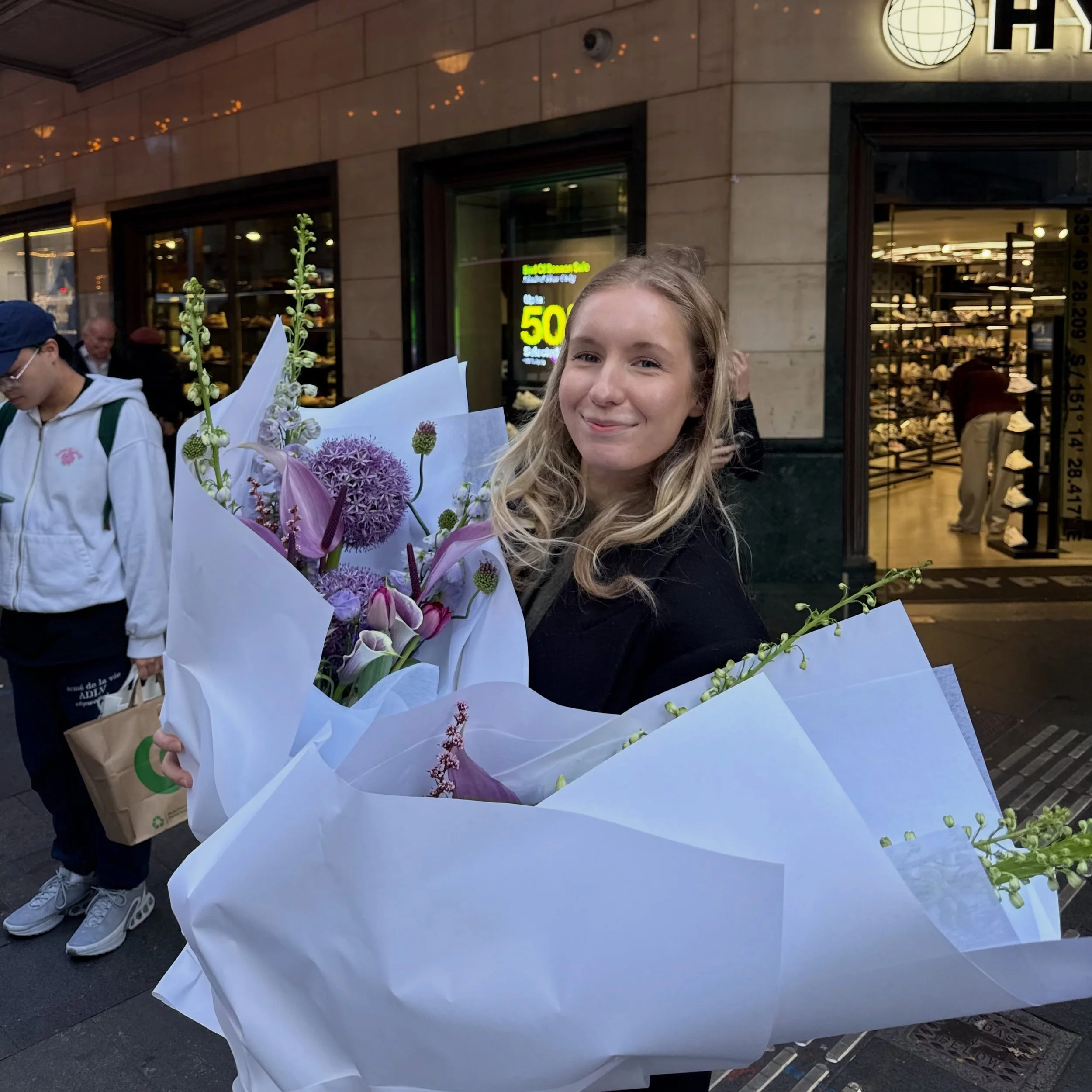 Curious to see what Stark Matthews has been up to lately? 

🤍 We created and dispatched the beautiful @sttropeztan mailer for the launch of Instant Glow Body Mousse &amp; Express Dark Whipped Mousse.
🤍 We flew to Melbourne to welcome creators and c