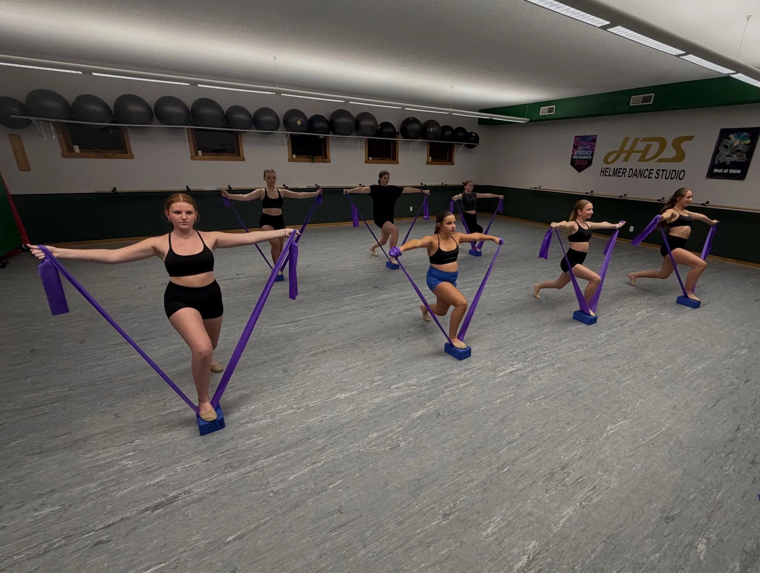 Strength. Flexibility. Control. Body awareness&hellip;all part of the WORK our dancers put in each week 💪

Let&rsquo;s go!! Putting in the work today for everything they want to accomplish tomorrow!