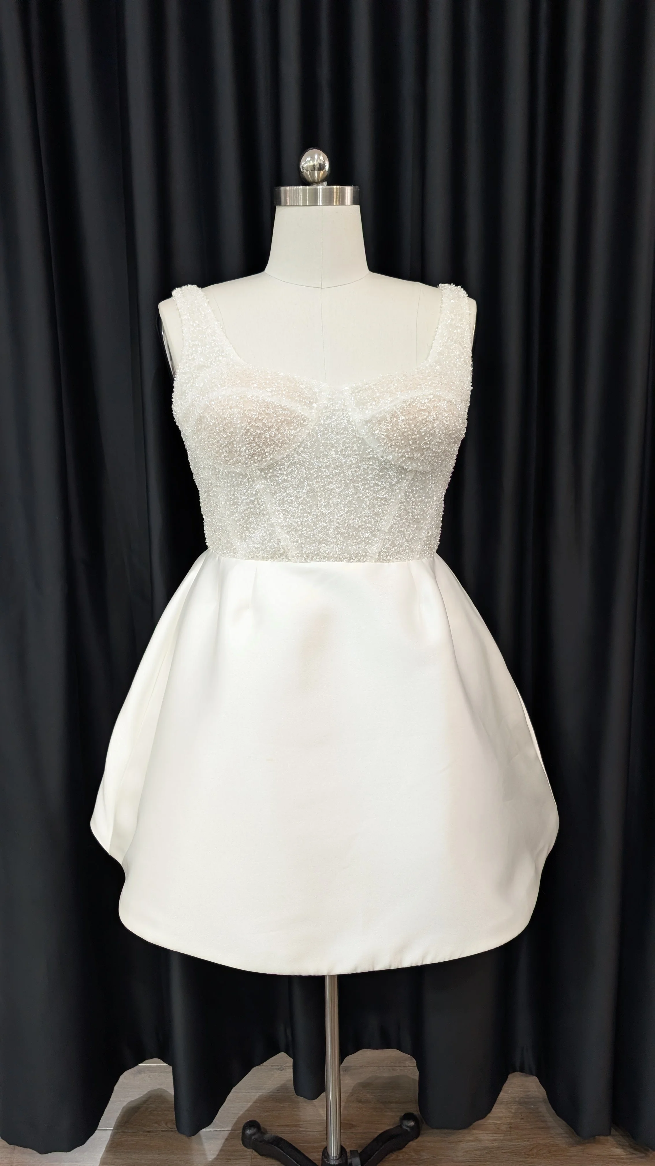 1864 - Tara mini dress - size 20