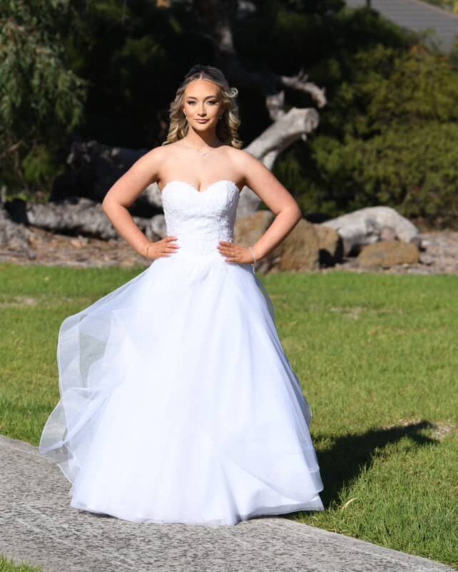 Ava wore our Marli Gown flawlessly at her Deb a few weeks ago! She knew exactly how to move in the waterfall skirt to get the full volume effect! 🤍

#missbella #missbellabridal #bridalboutique #bride #debutante #formal #melbournebrides #2025bride #2