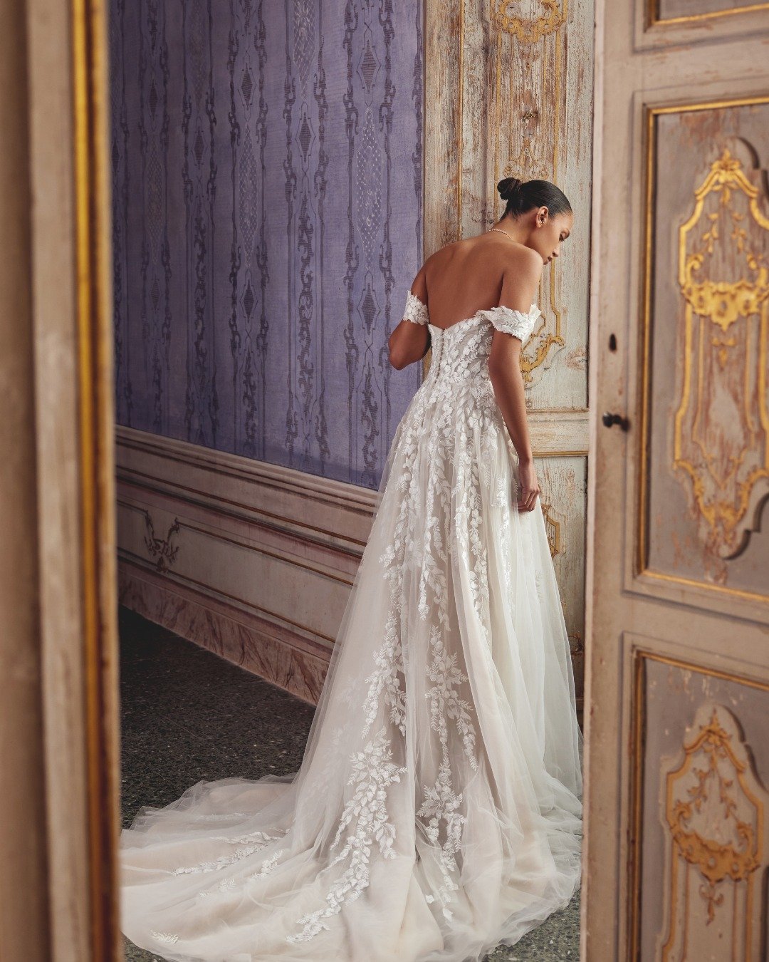 2026 brides, ready to fall in love? 💖 Your perfect gown is just a fitting away&hellip;

#missbella #missbellabridal #bridalboutique #bride #debutante #formal #melbournebrides #2025bride #2026bride #sydneyroadbridal #sydneyroadbrunswick #bridesofmelb