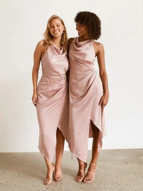 Battle of the Bridesmaid dresses ✨
Lantana VS Pieris
Lantana features a soft cowl neckline and halter back. Whereas Pieris features a squarer neckline and a scoop back.

Don't forget to allow 16-18 weeks to order your bridesmaid dresses, available in