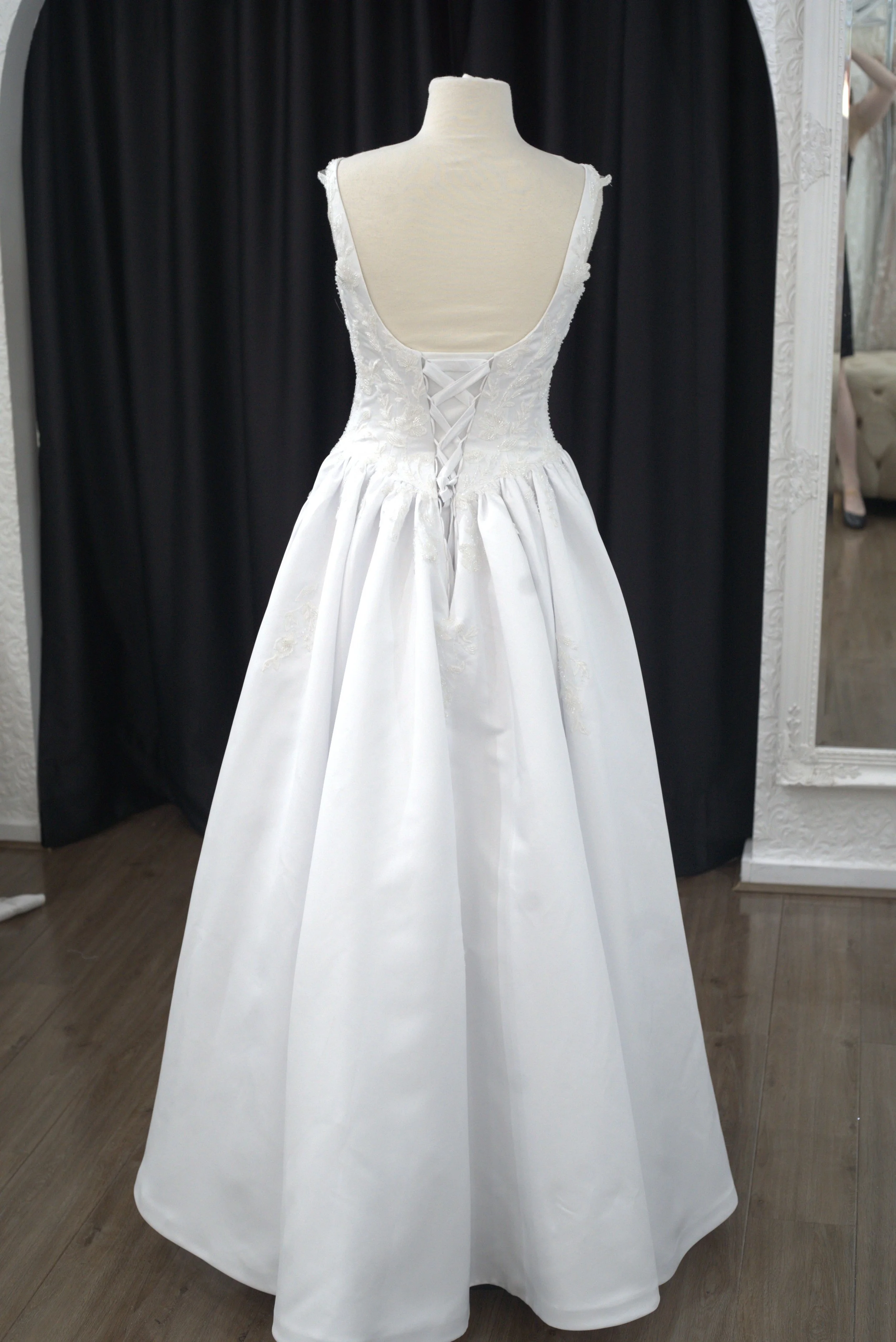 1936 - Nessa Back.jpg