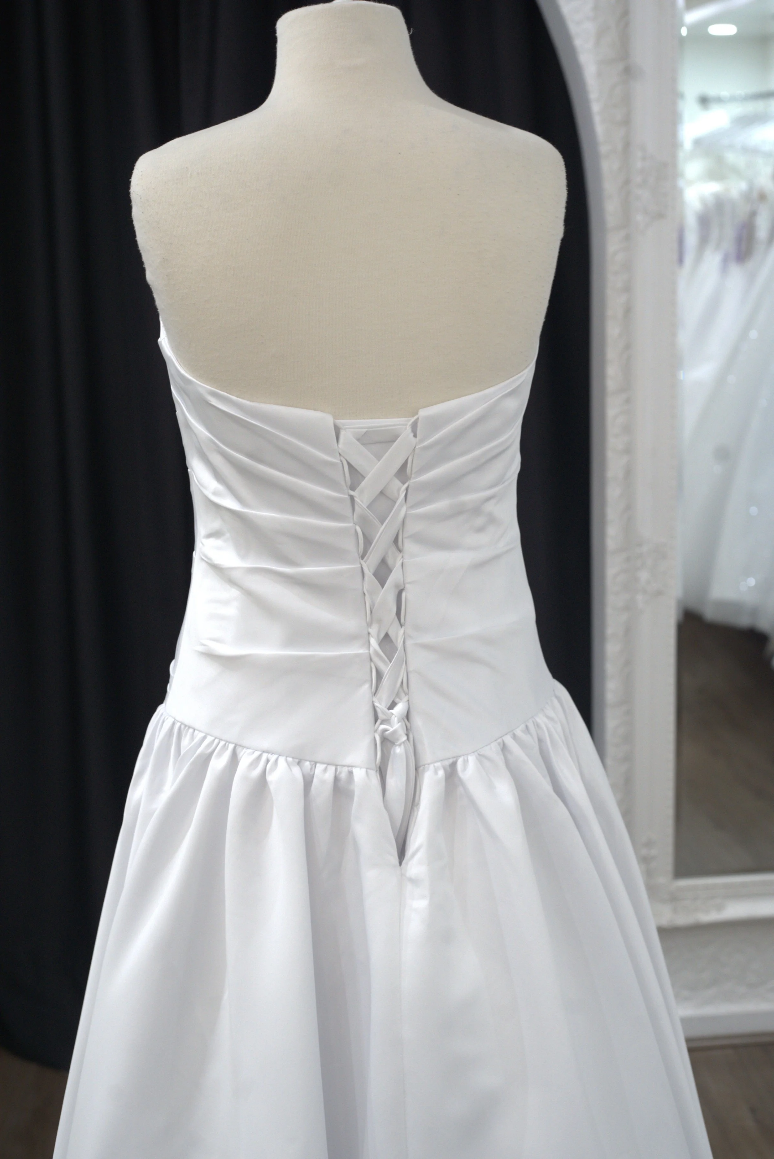 1922 - Betty BAck.jpg