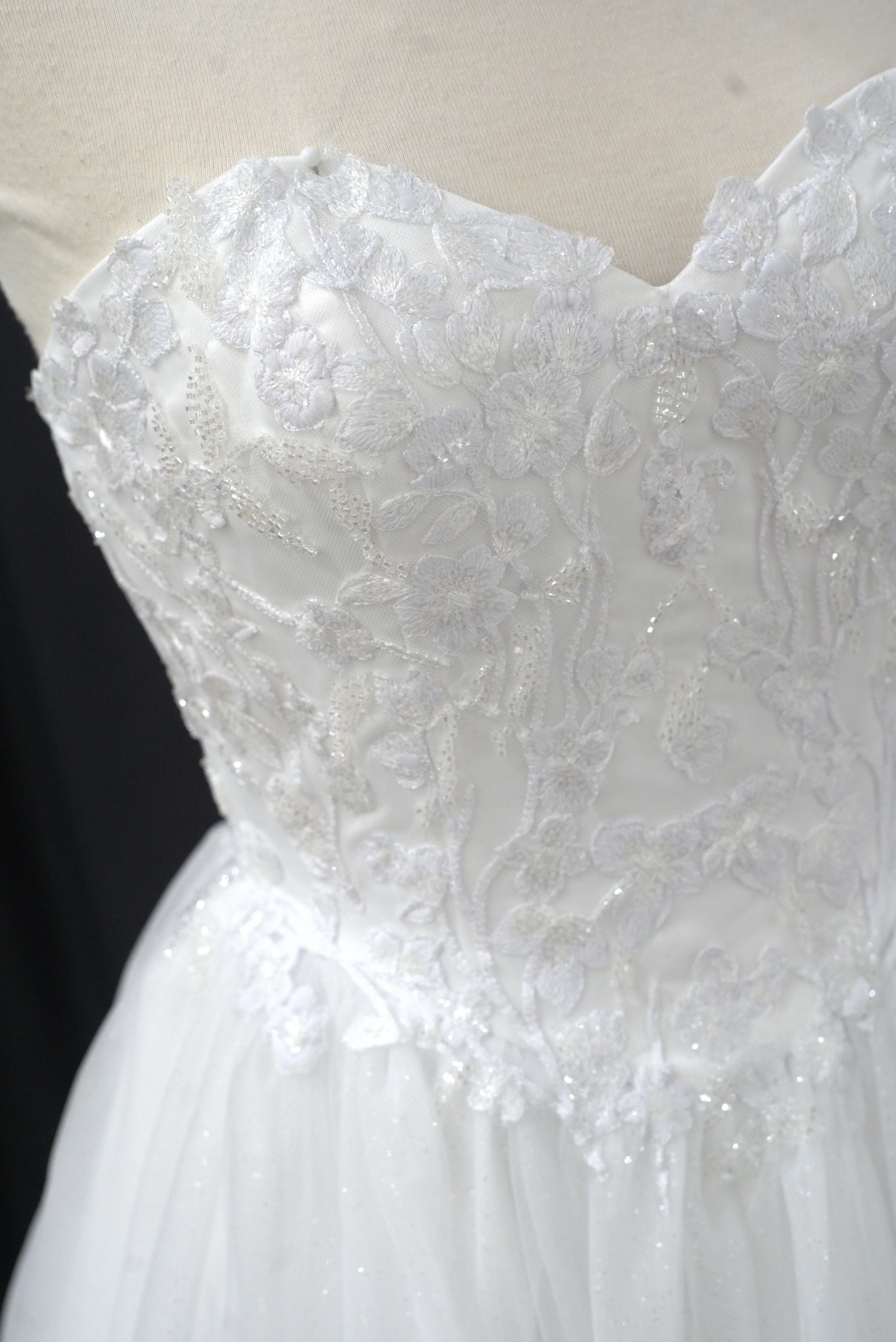 1930 - Anya Front.jpg