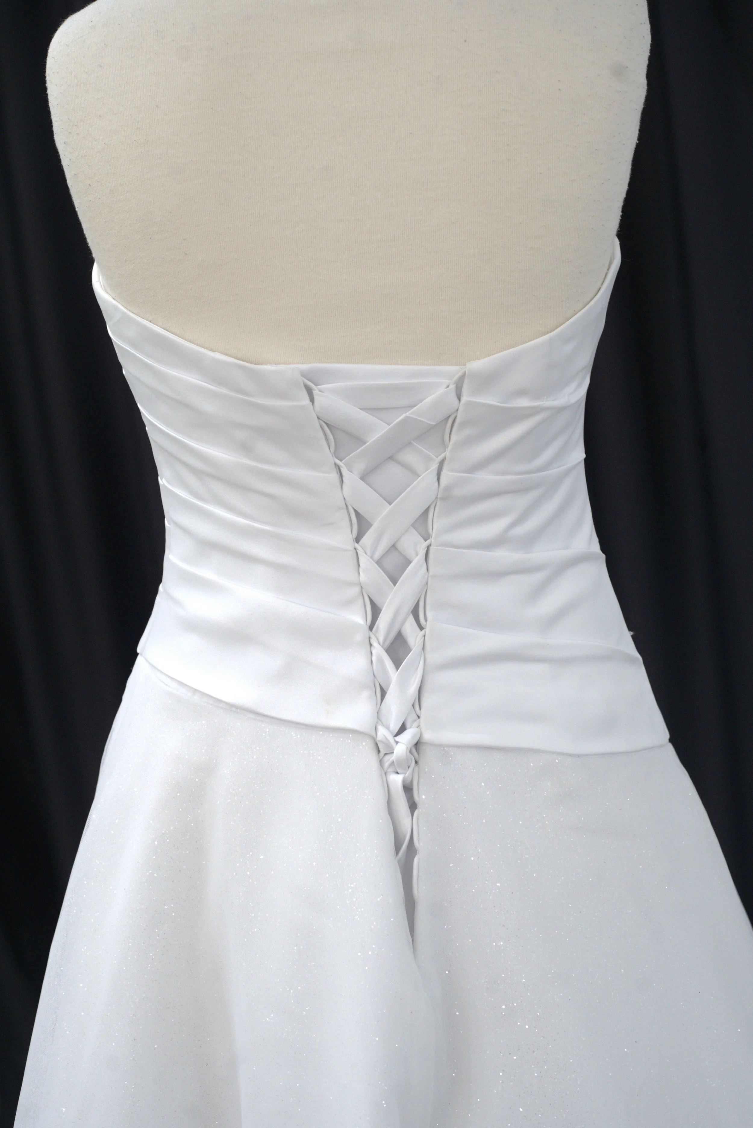 1938 - Gwen Back CU.jpg