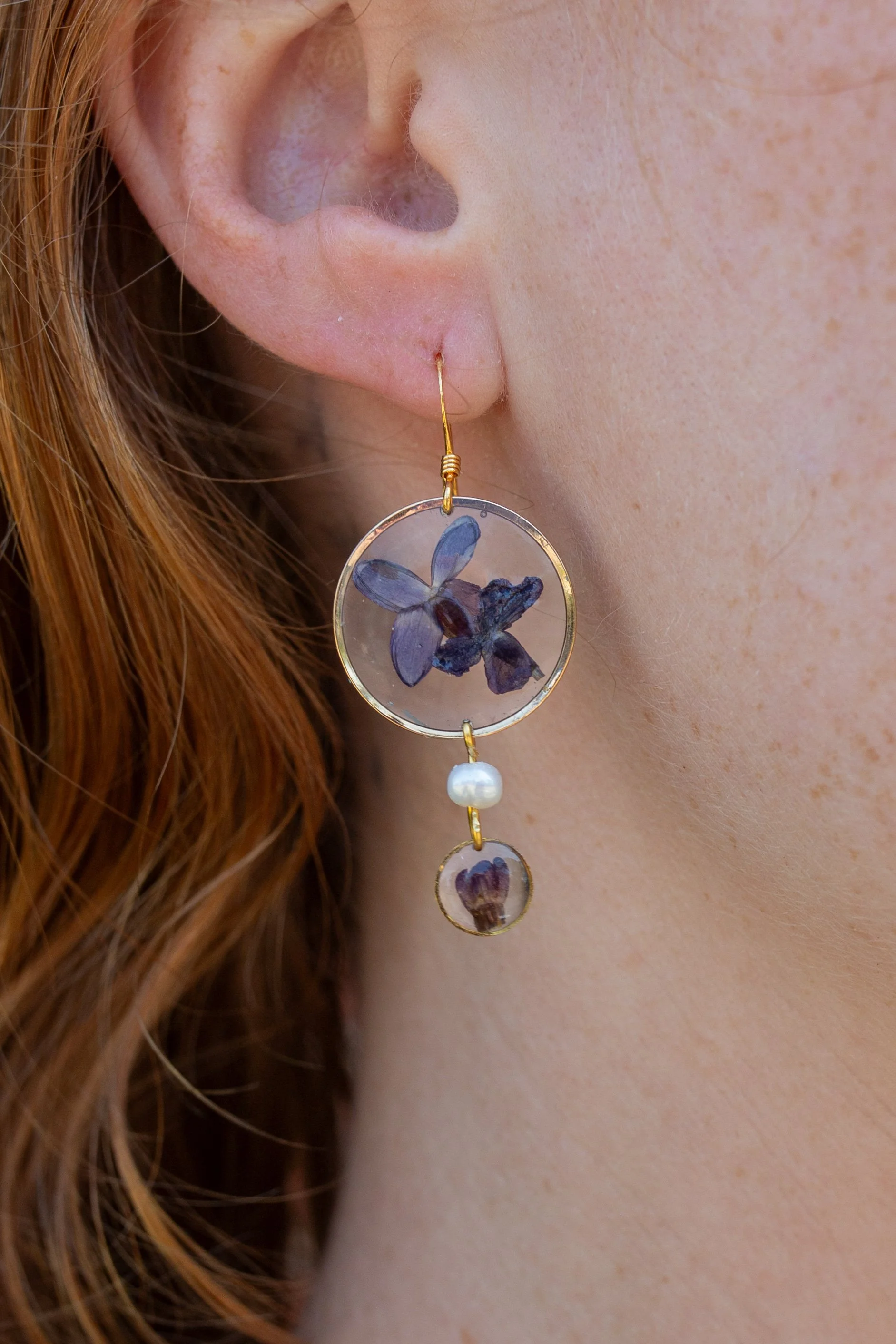 Circle with Pearl Dangling Earrings, Lilacs