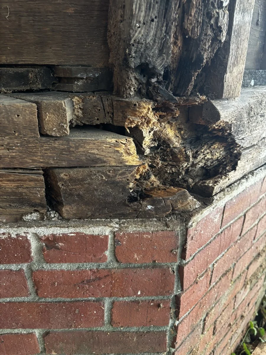 NE 10 Joinery Rotted 2 