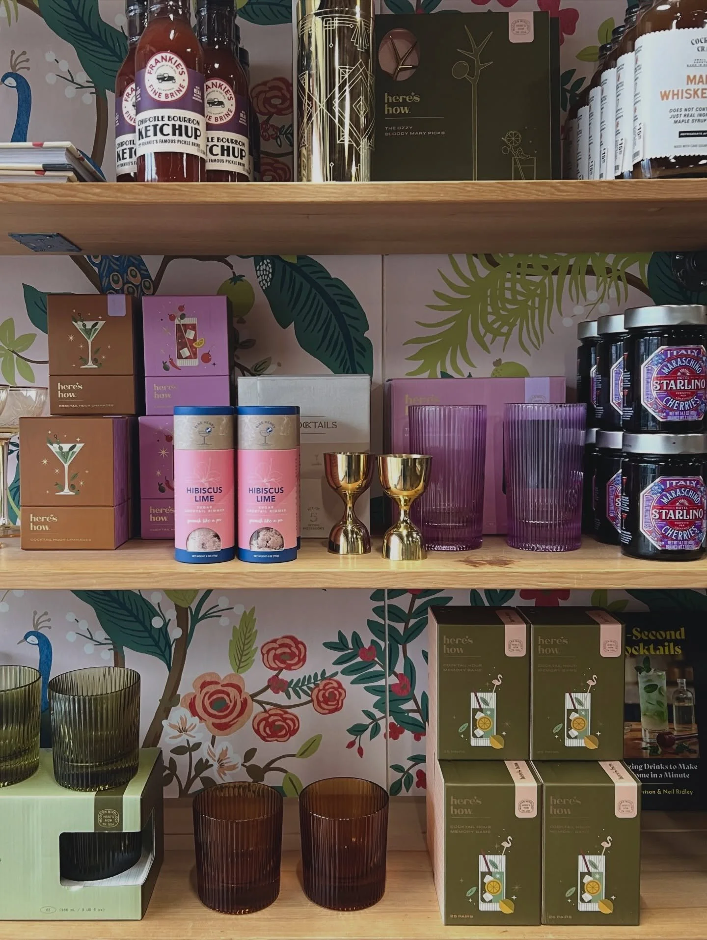 Happy New Years Eve Corvallis! Get ready to party! Shop last minute essentials today! 🎇🎆

Reminder that we close at 4pm today.