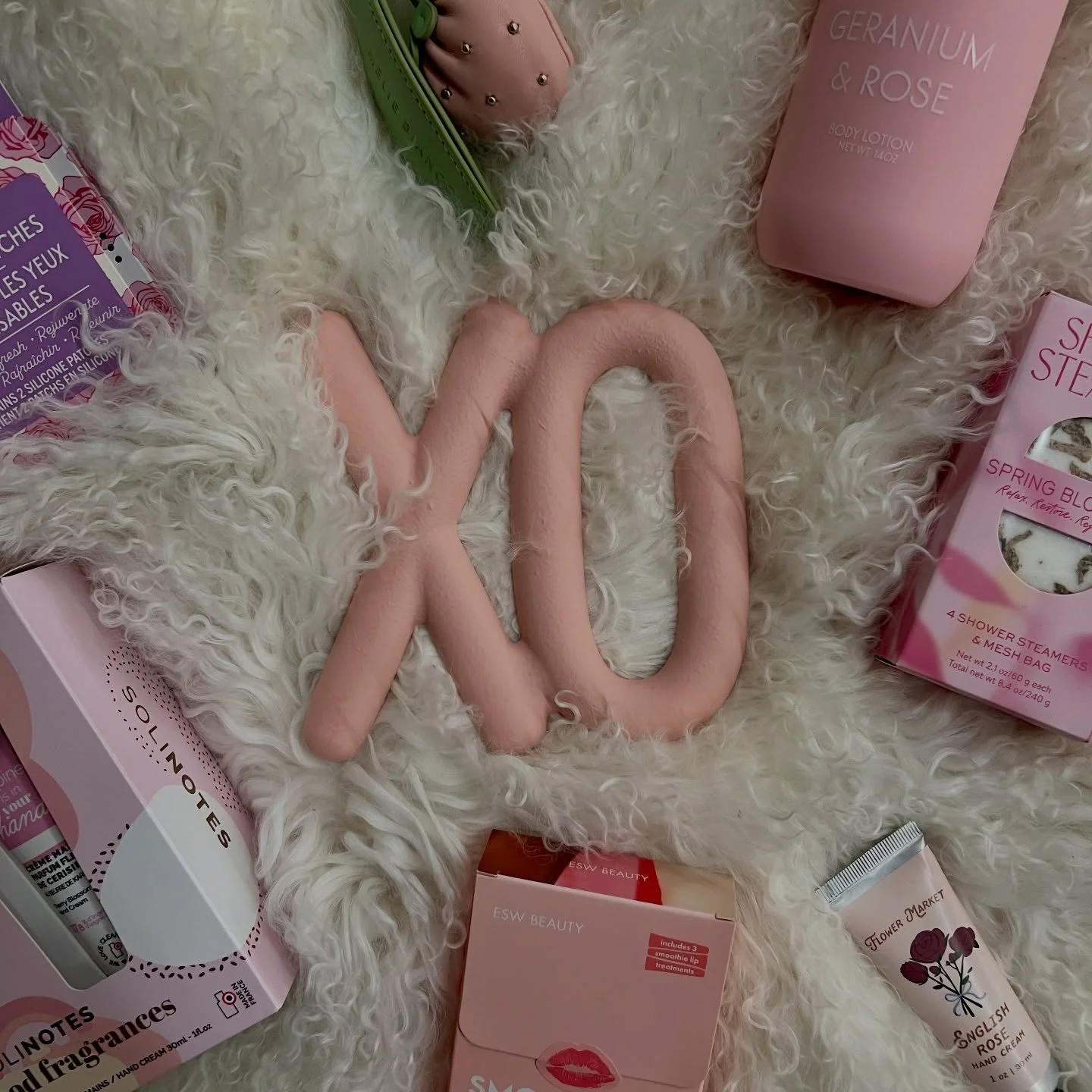 Valentine&rsquo;s Day is just around the corner! Check out our amazing gifts and sweet treats! 💌🌹