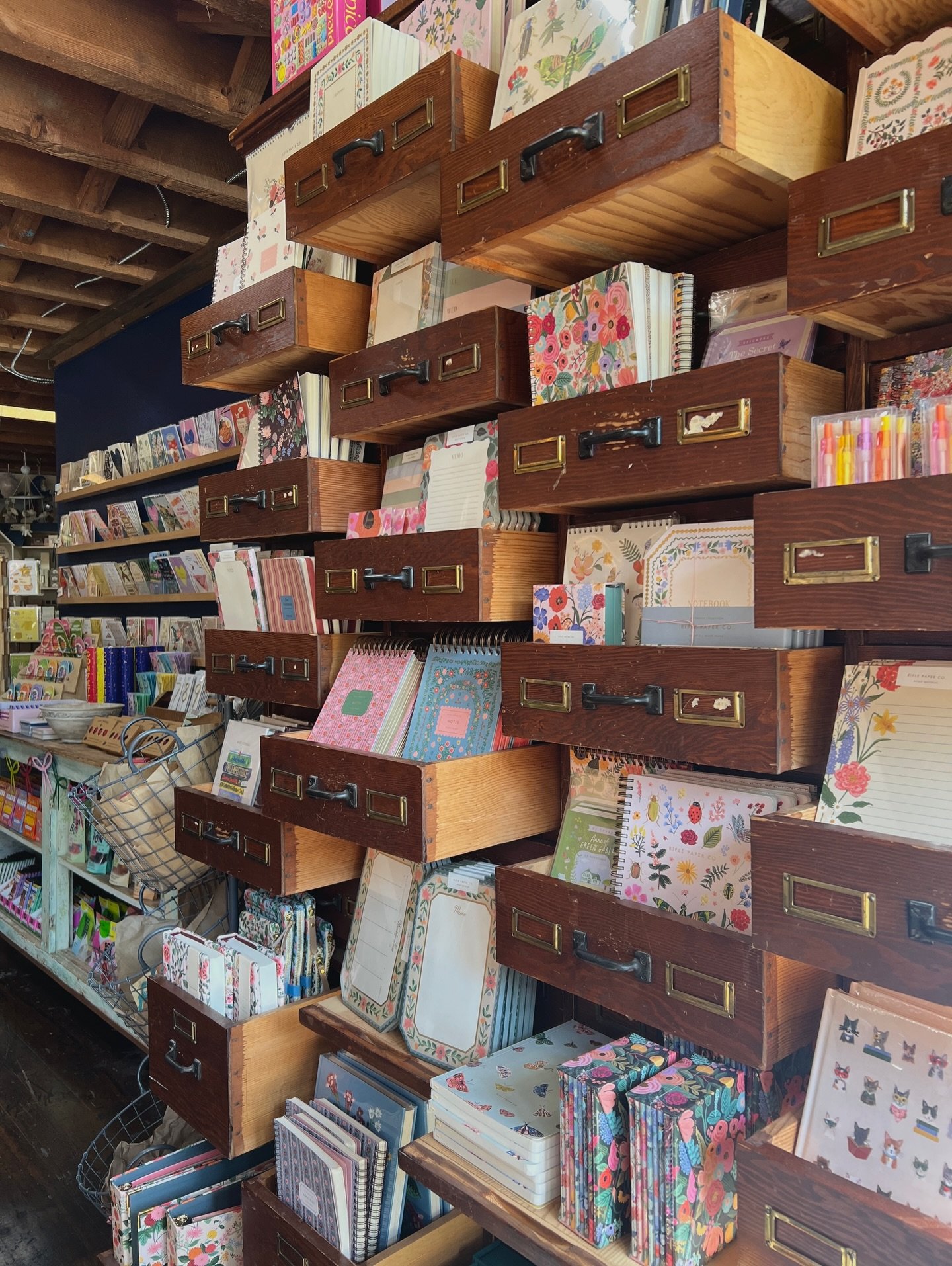 Need notebooks, planners, and stationery? We've got everything you need! Explore our newly restocked collection! 📚🖋️