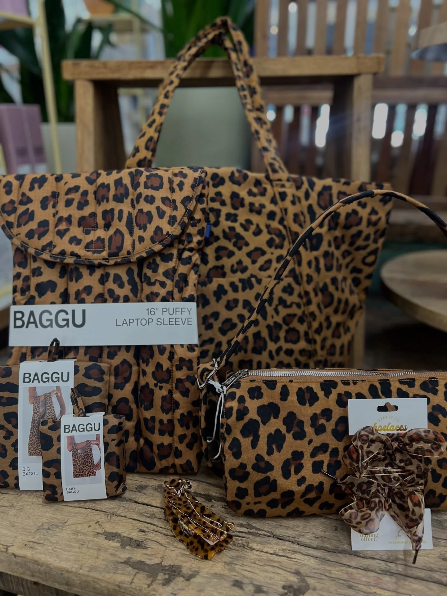What we&rsquo;re currently loving: Leopard print! 🤎👜🐆

We&rsquo;re open 7 days a week!
Weekdays: 10am-6pm
Weekends: 10am-5pm