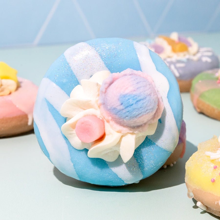 Handmade-Soap-Donut-Razzle-Dazzle-Lifestyle_900x.jpeg