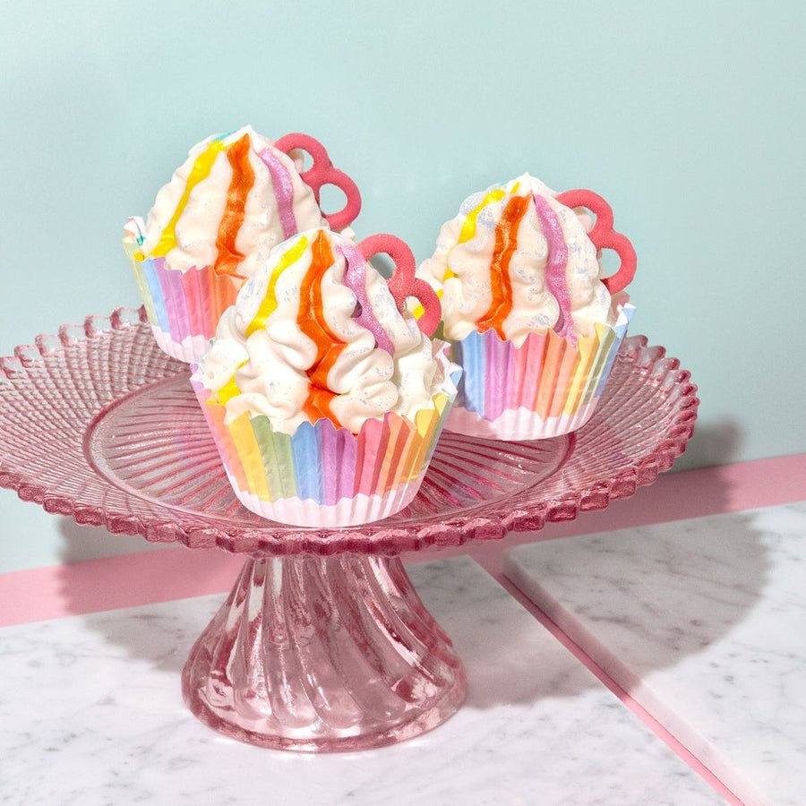 Handmade-Soap-Cupcake-Rainbow-Twist-Lifetsyle_900x.jpeg