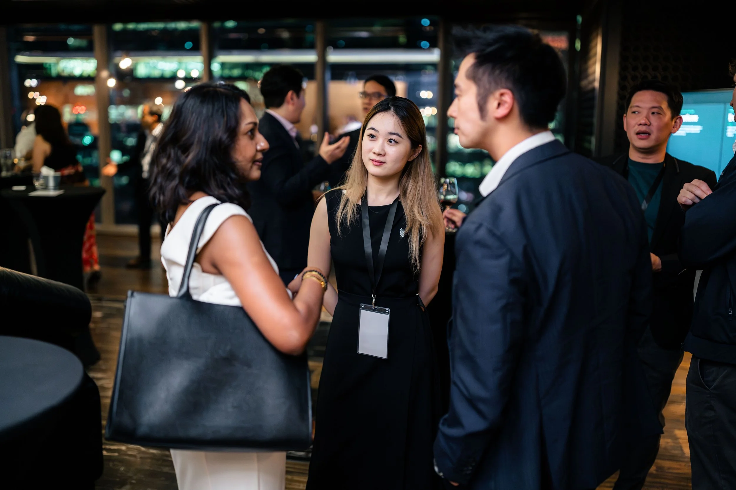 Corporate networking photography in Singapore by Han Yang Tay Photography, capturing guests and event atmosphere at the Motion Ventures event during Singapore Maritime Week 2026.