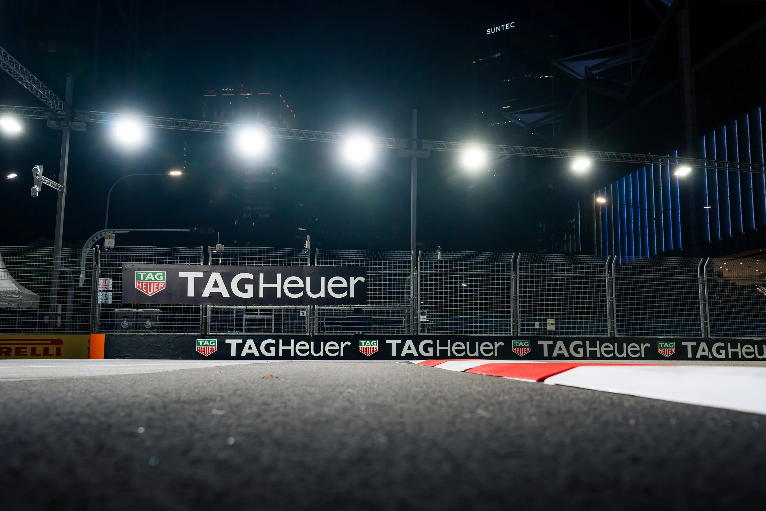 HYT251002_F1TagHeuer-358.JPG