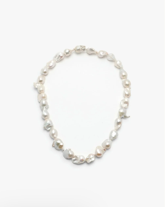 BAROQUE PEARL NECKLACE