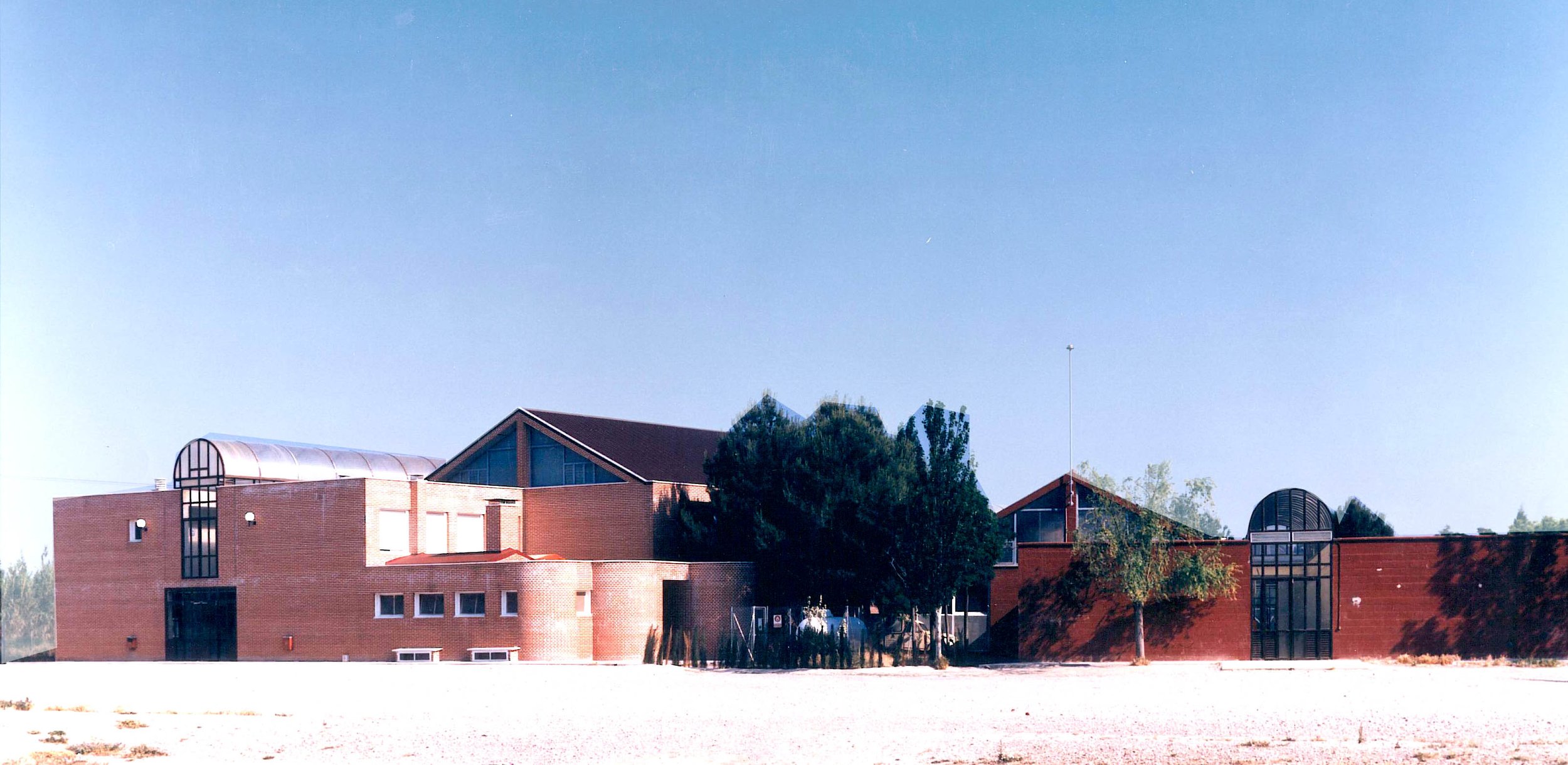 05120718483_1.jpg