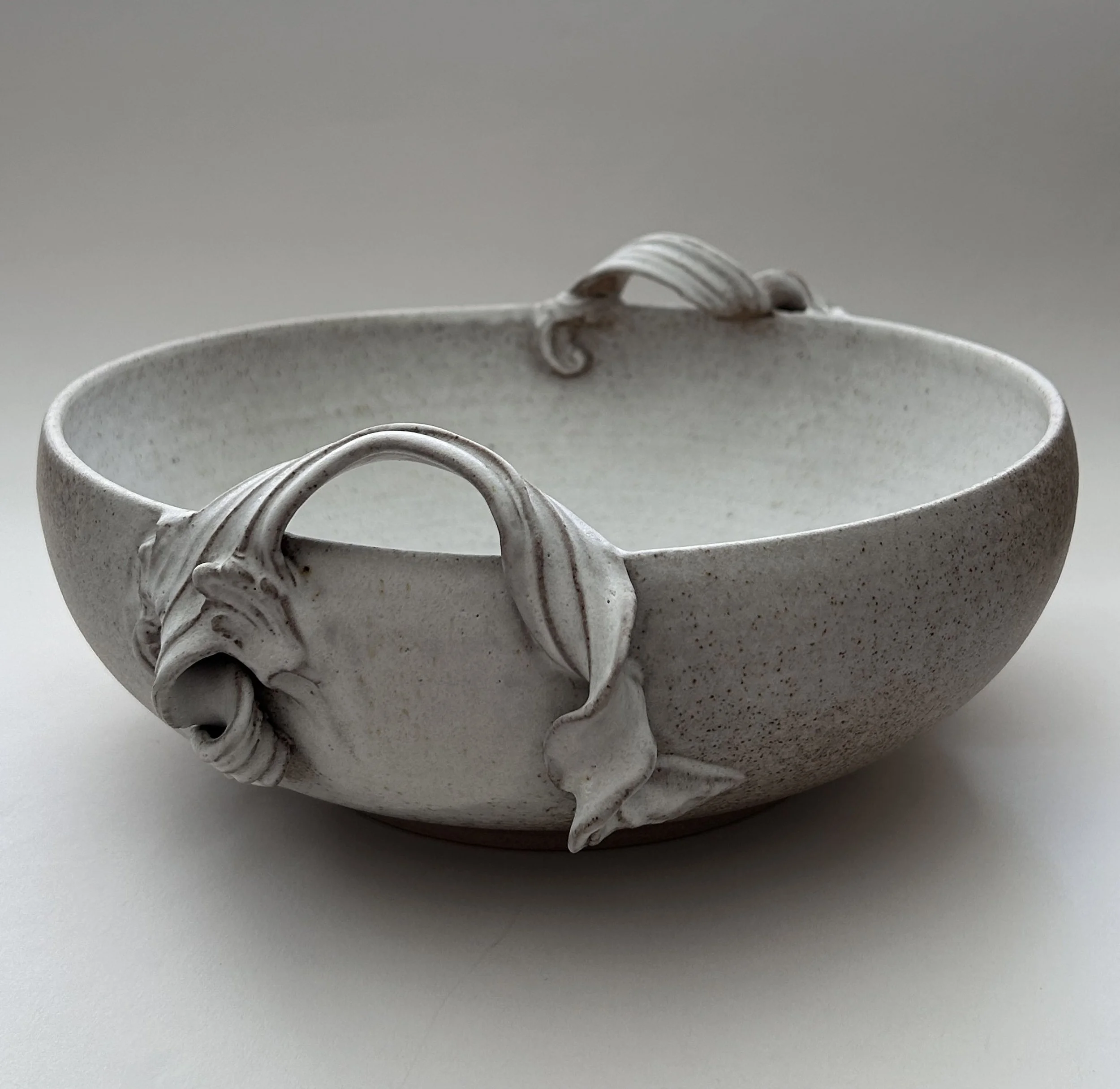 deeper_swirl_bowl_with_sprigs2.jpg