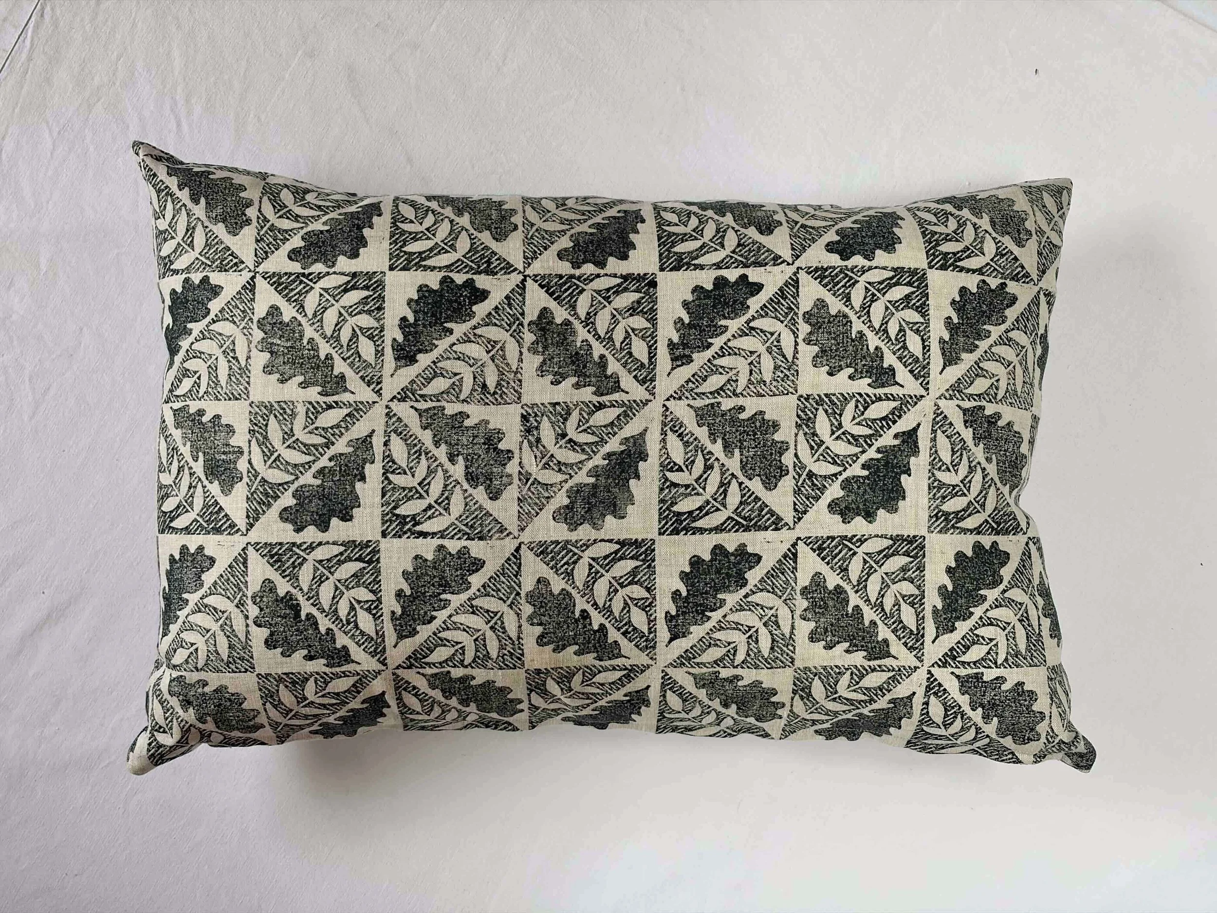 Aidan_Liggins_Hand_Printed_Textiles_Cushions_Fabrics_Homewares1.jpeg