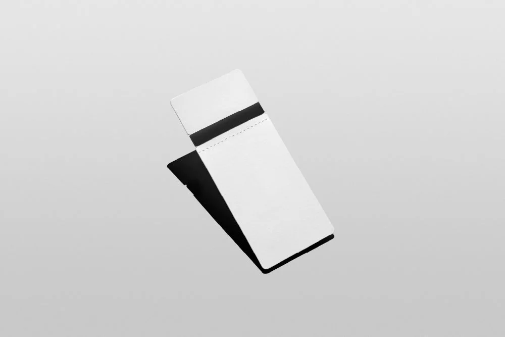 Graphic-and-web-design-mockup-Holum-Studio1_7.jpg