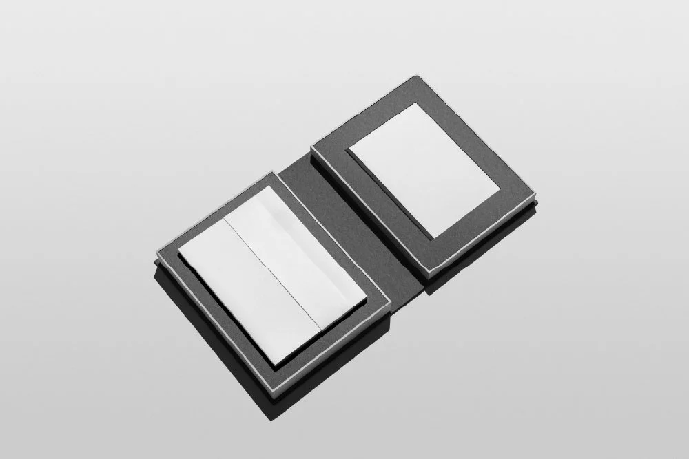 Graphic-and-web-design-mockup-Holum-Studio1_11.jpg