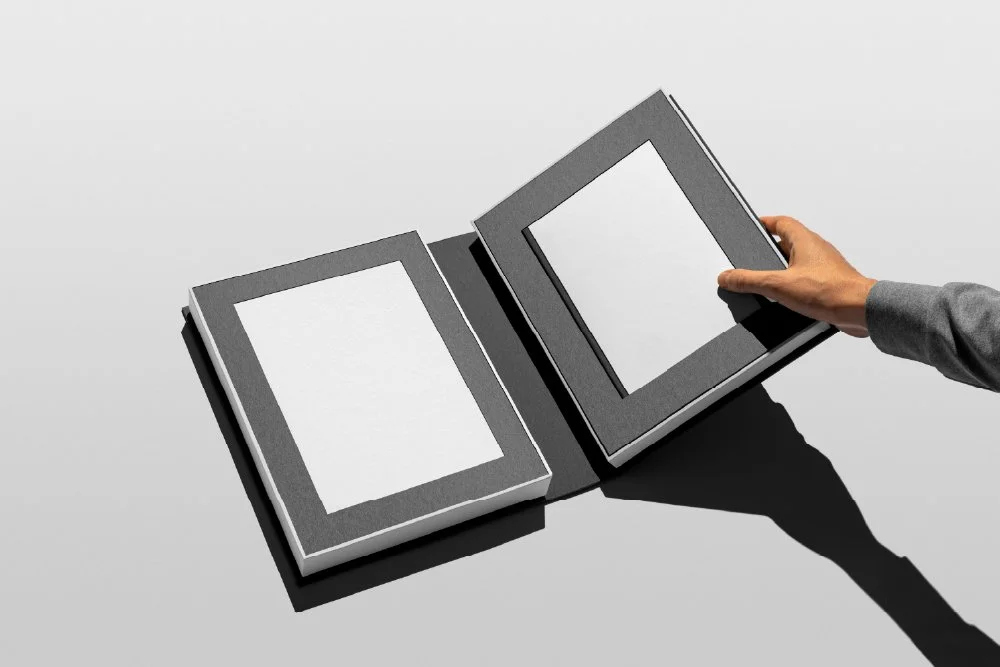 Graphic-and-web-design-mockup-Holum-Studio1_13.jpg
