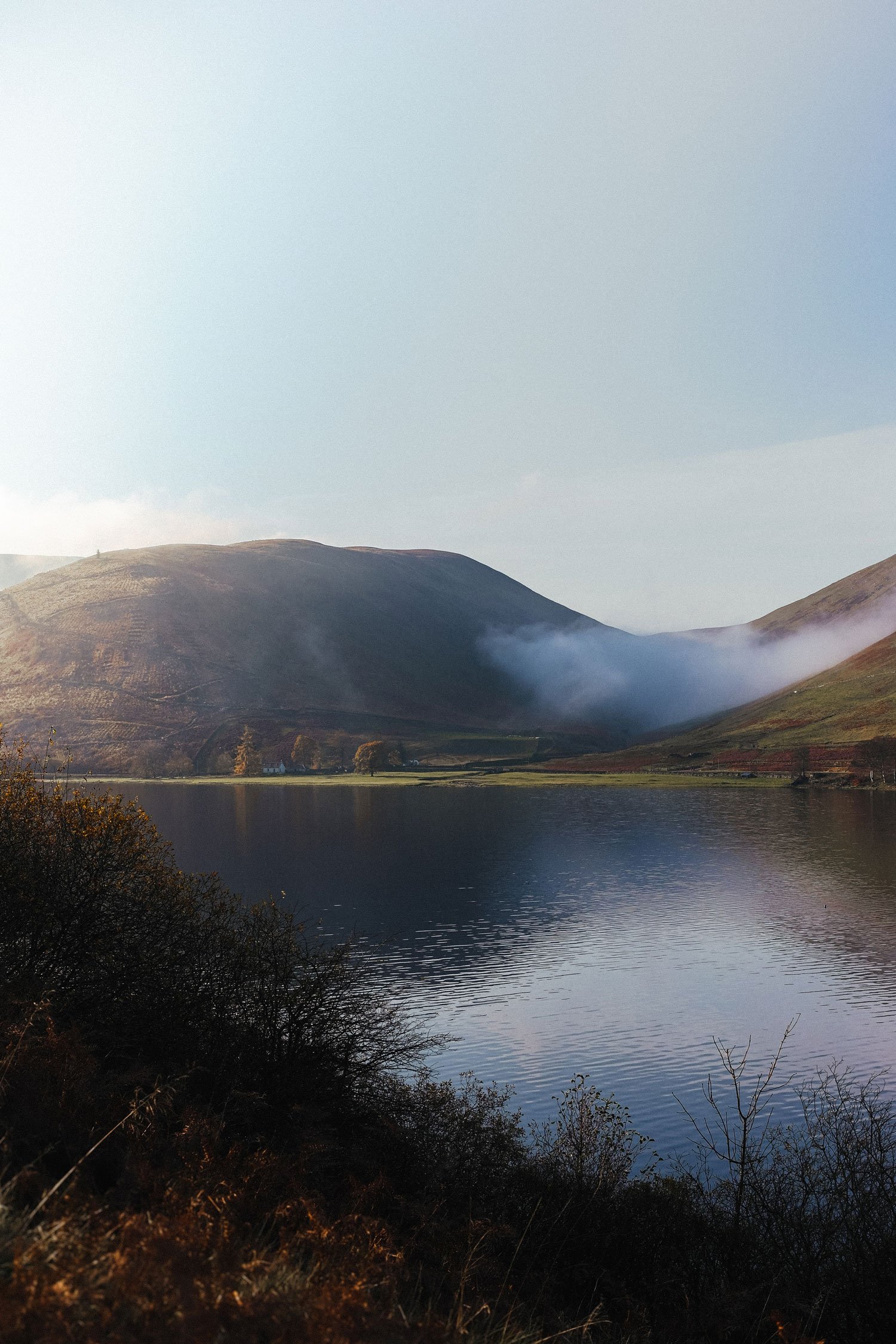 PeeblesOnlineStMarysLochSeanKMistyMorning.jpg