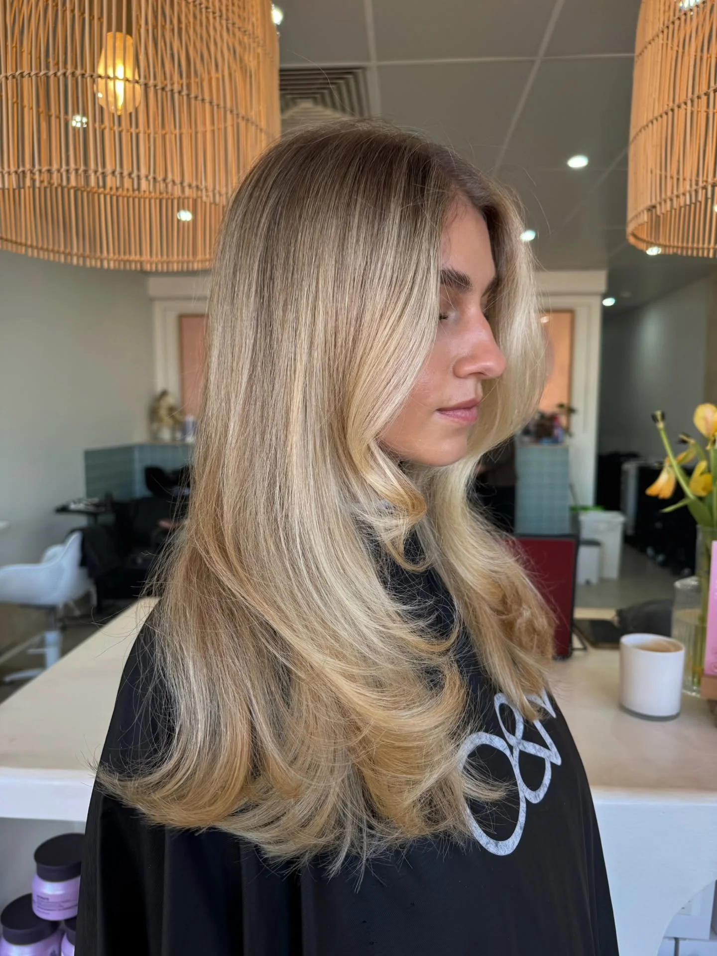 This deserved a spot on it&rsquo;s own

A moment for glossy, dimensional, old money blonde ✨

We took our beautiful Gabby from an all over bright blonde, to a more lived-in result using her natural colours to create dimension to lean into a lower mai