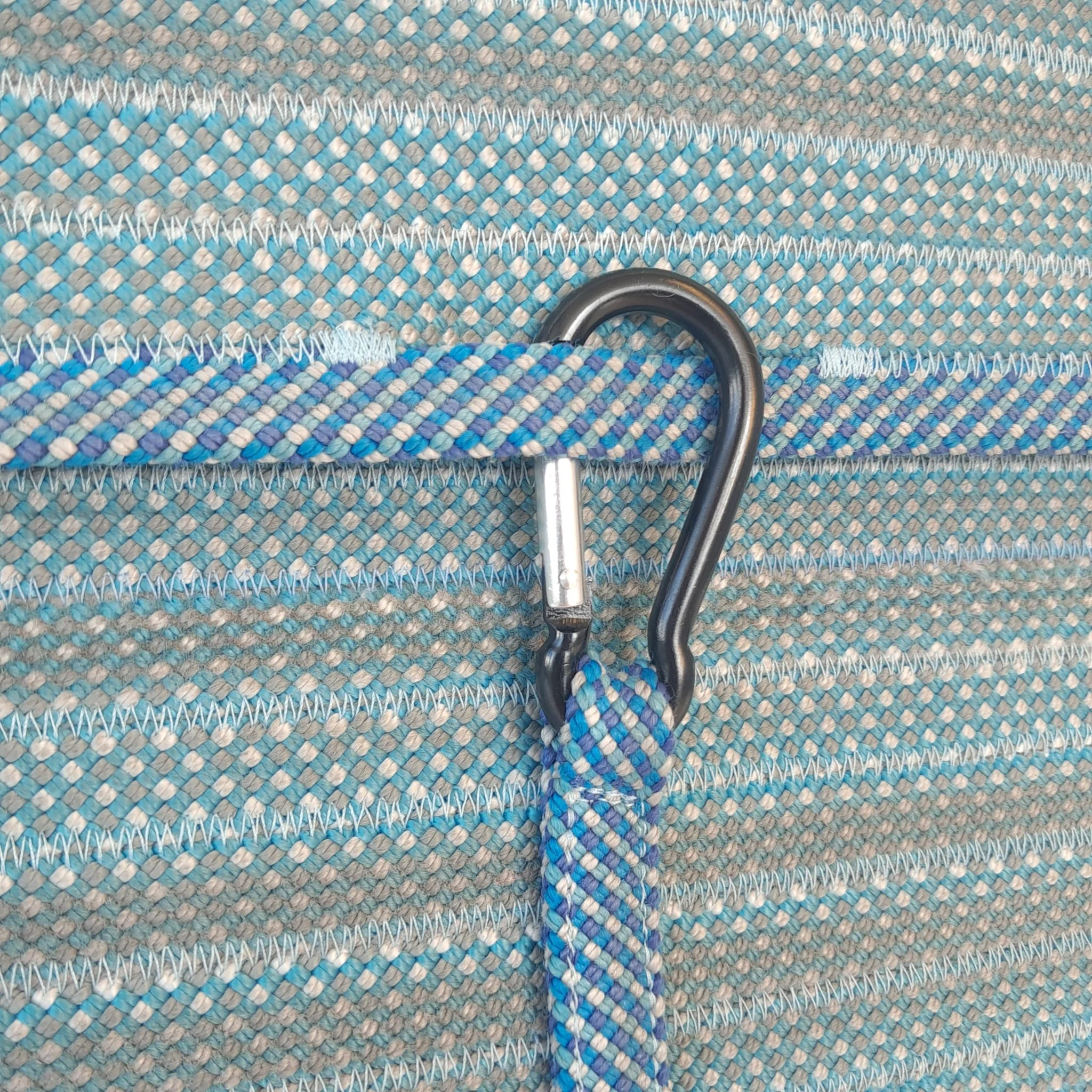 Laptop hellgrau 3.jpg