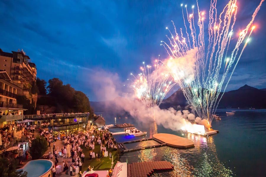 scalaria_eventhotel_eventlocation_lake_side_area_firework.jpg