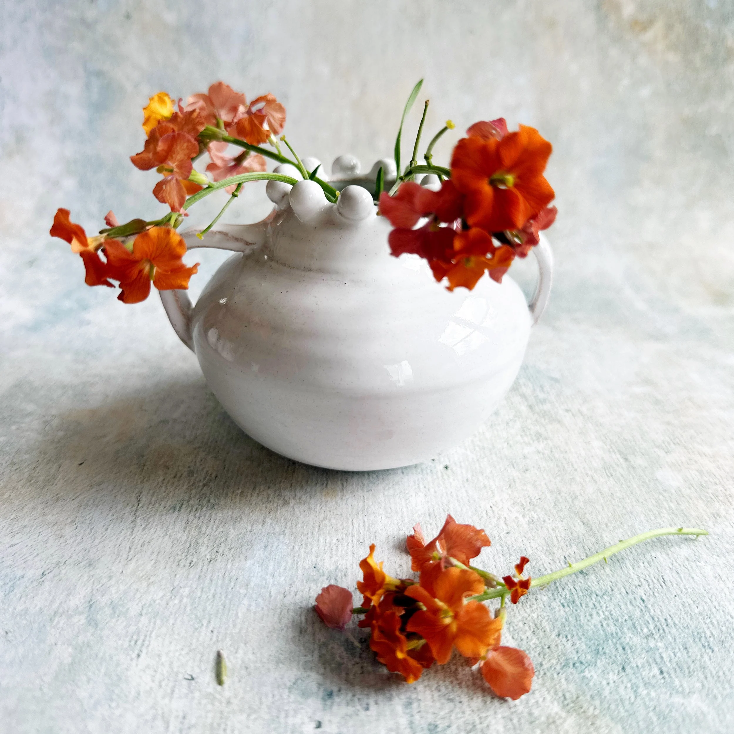 small bud vases - string of pearls vase - wedding table