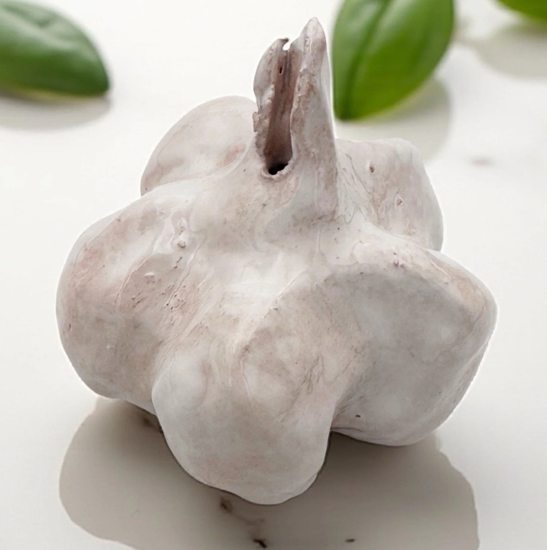 ceramic vegetables - garlic