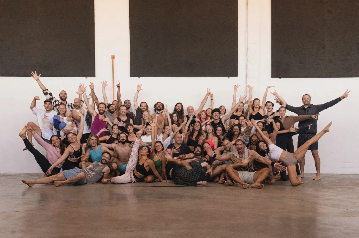 Primal Moves TTC 2025🤸🔥🫶🙏

The past two weeks I've been ecstatic. My body loves to move and this training was so good and hard AF. My brain loves to study and in none of my previous trainings we went so deep into anatomy and neuroplasticity. My h