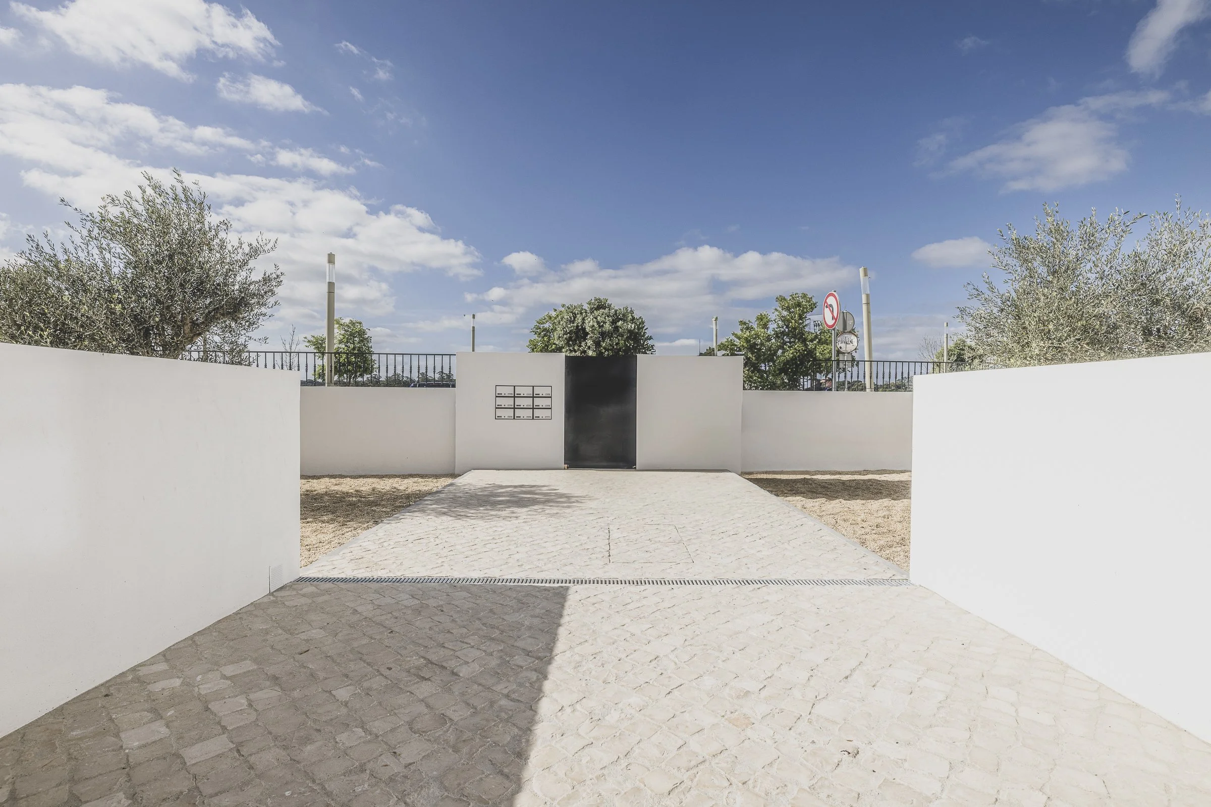 Entrada Prédio-1.jpg