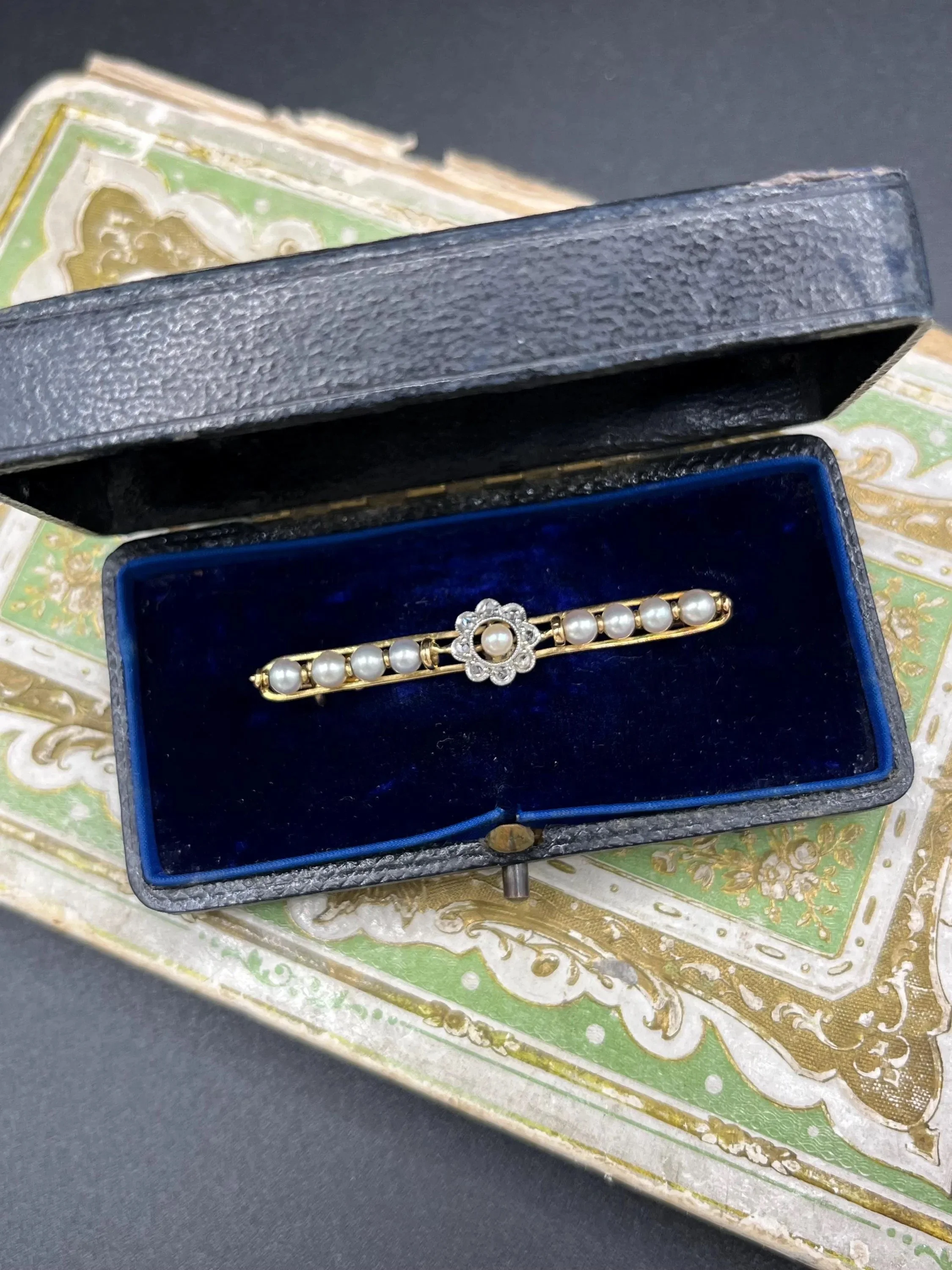 Antique 18ct Gold, Edwardian Pearl & Rose Diamond Flower Brooch, Circa 1910