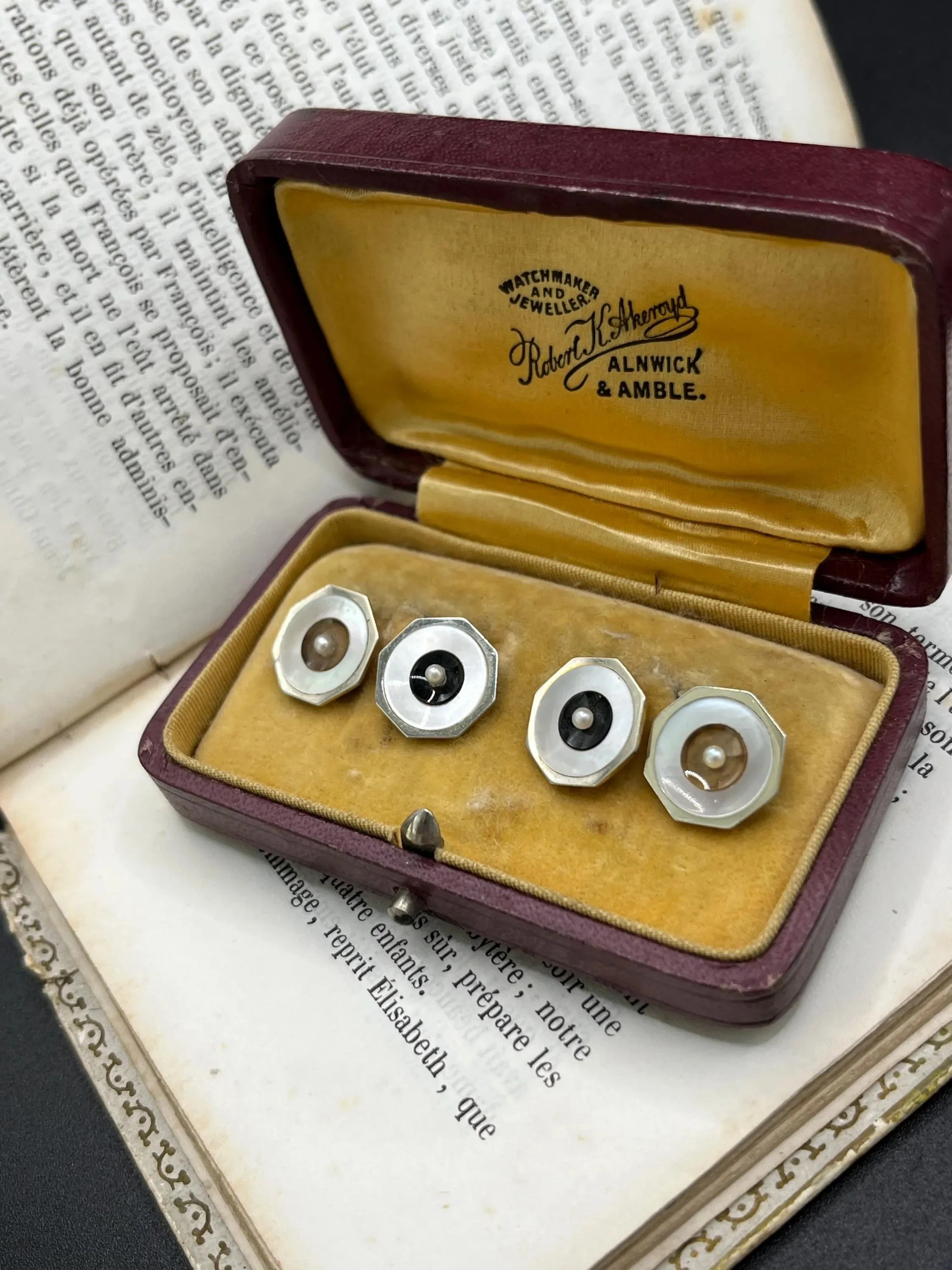 Antique 9ct and 18ct Gold Stamped, 1920’s Art Deco Pearl Cufflinks