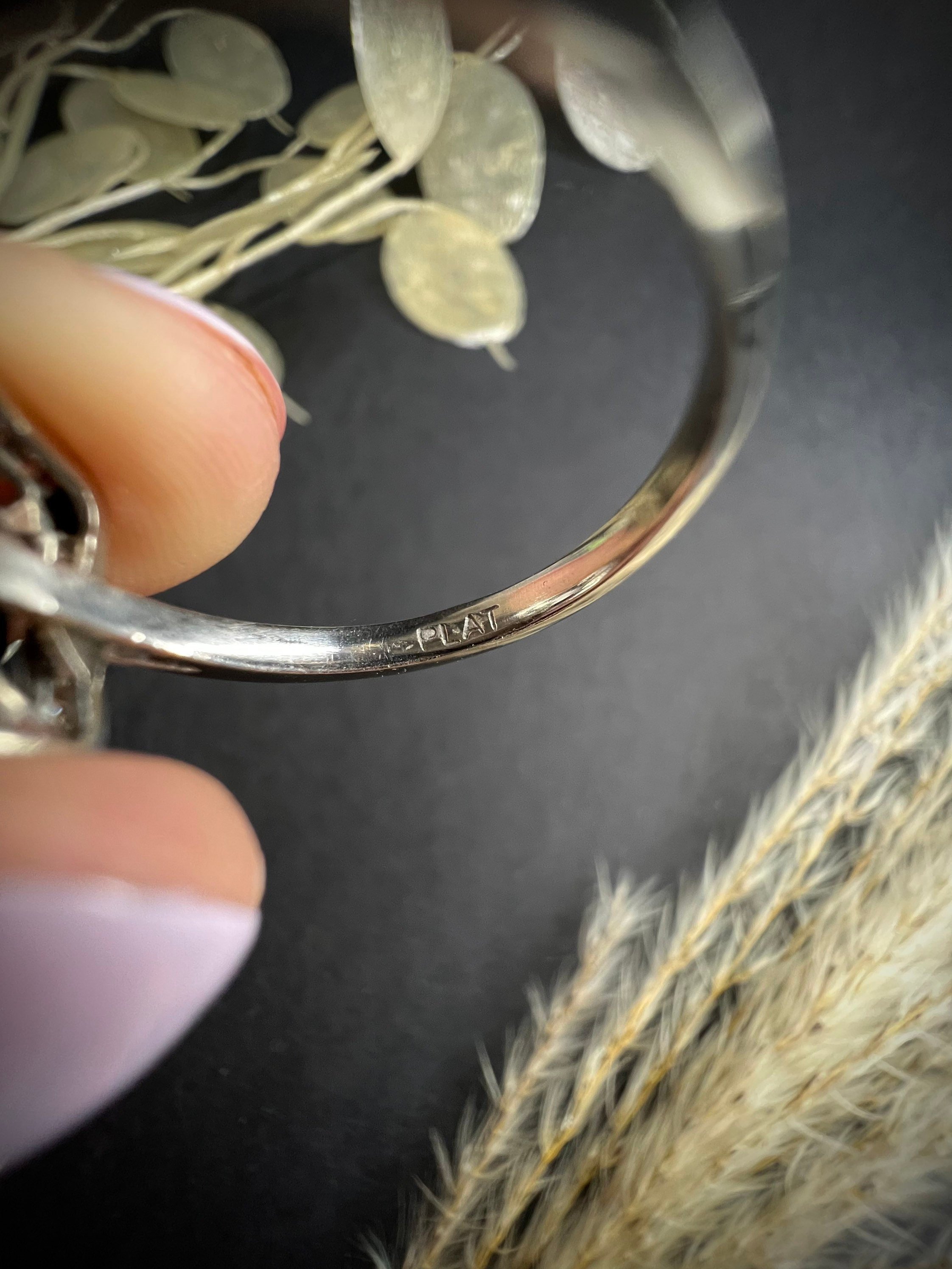 https://i.etsystatic.com/25202198/r/il/770958/4006775871/il_fullxfull.4006775871_hz6u.jpg
