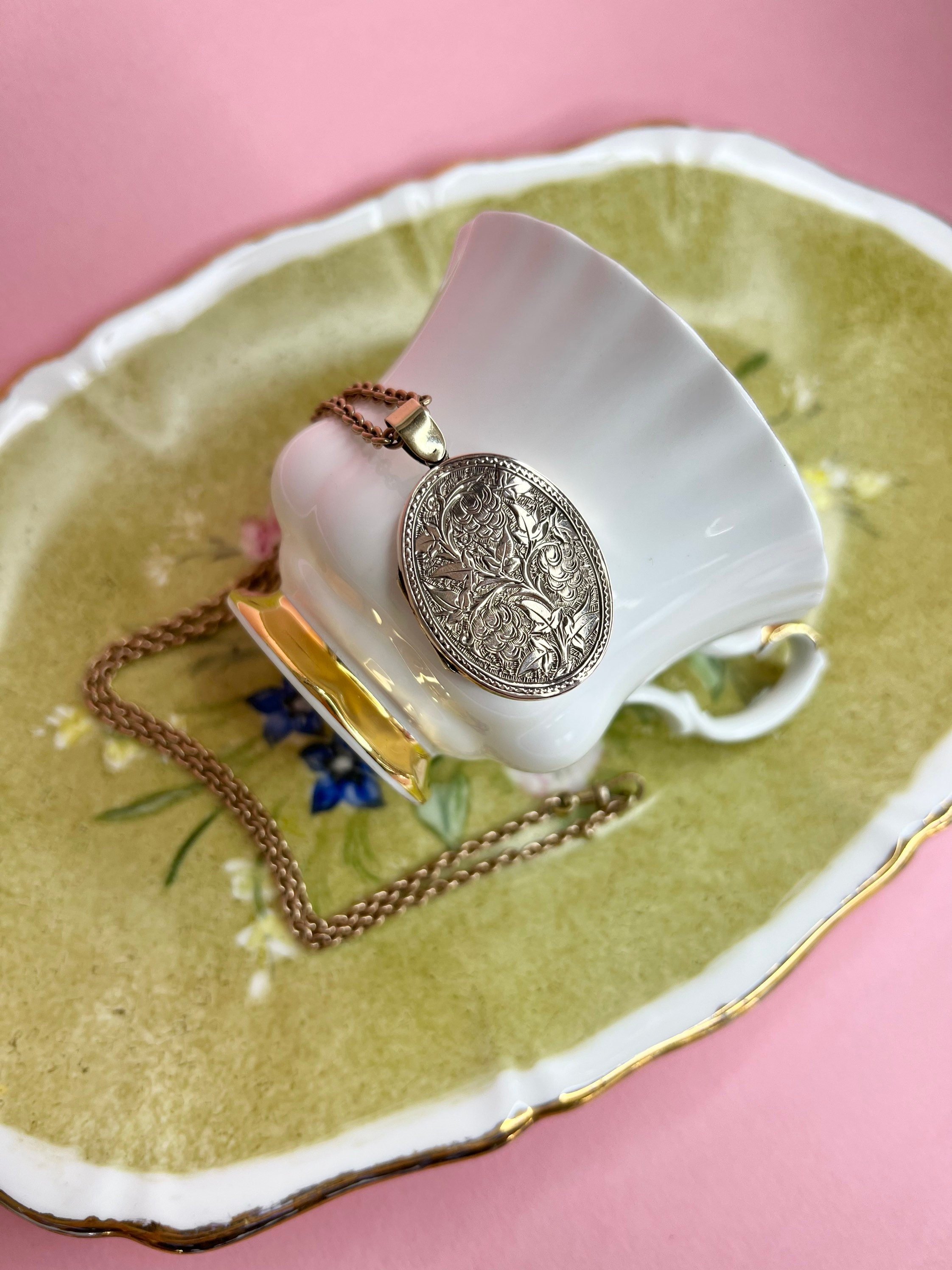 https://i.etsystatic.com/25202198/r/il/653f5a/3926841162/il_fullxfull.3926841162_51p5.jpg