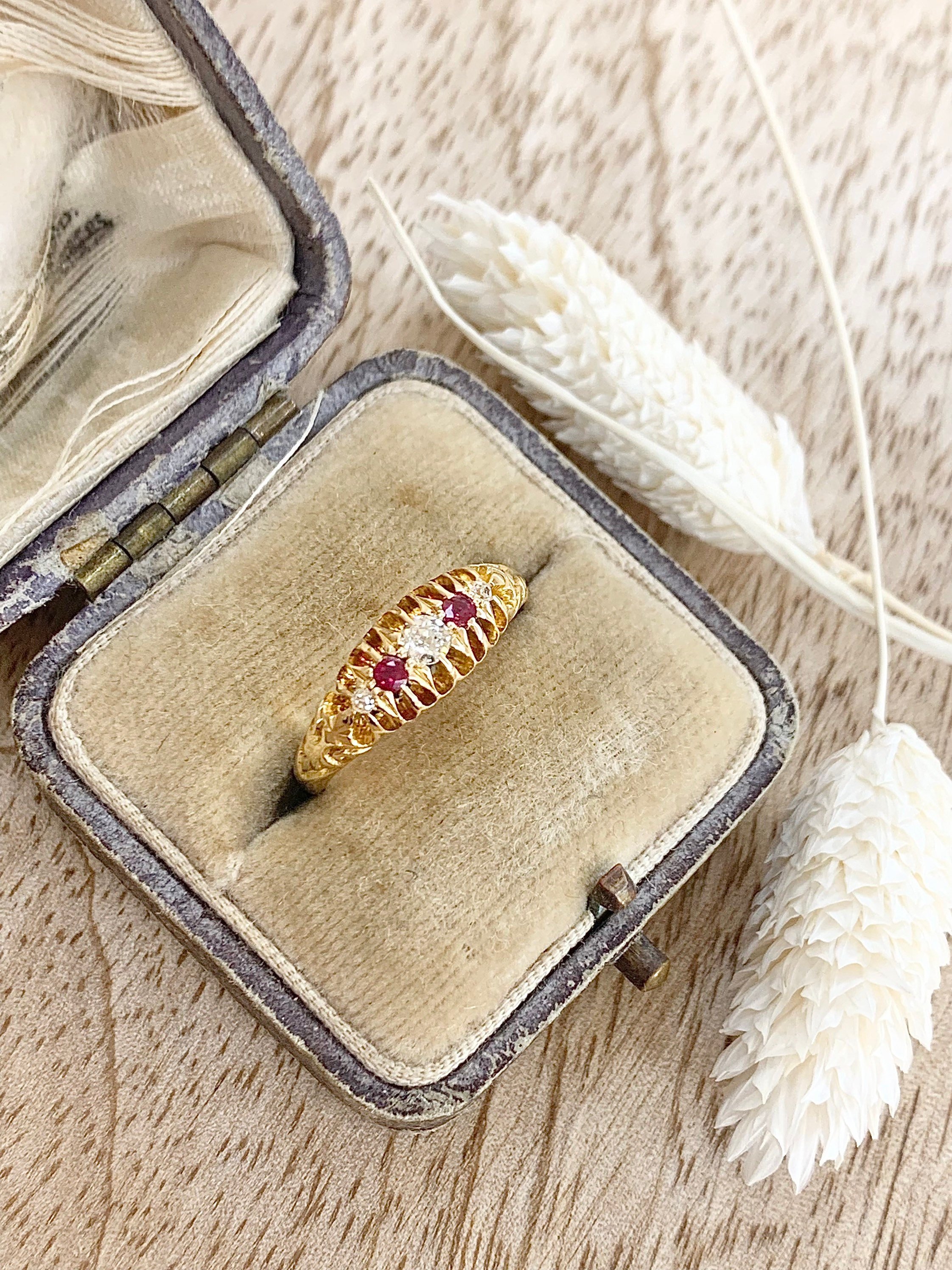 https://i.etsystatic.com/25202198/r/il/2c7ca1/3229531140/il_fullxfull.3229531140_7k4v.jpg