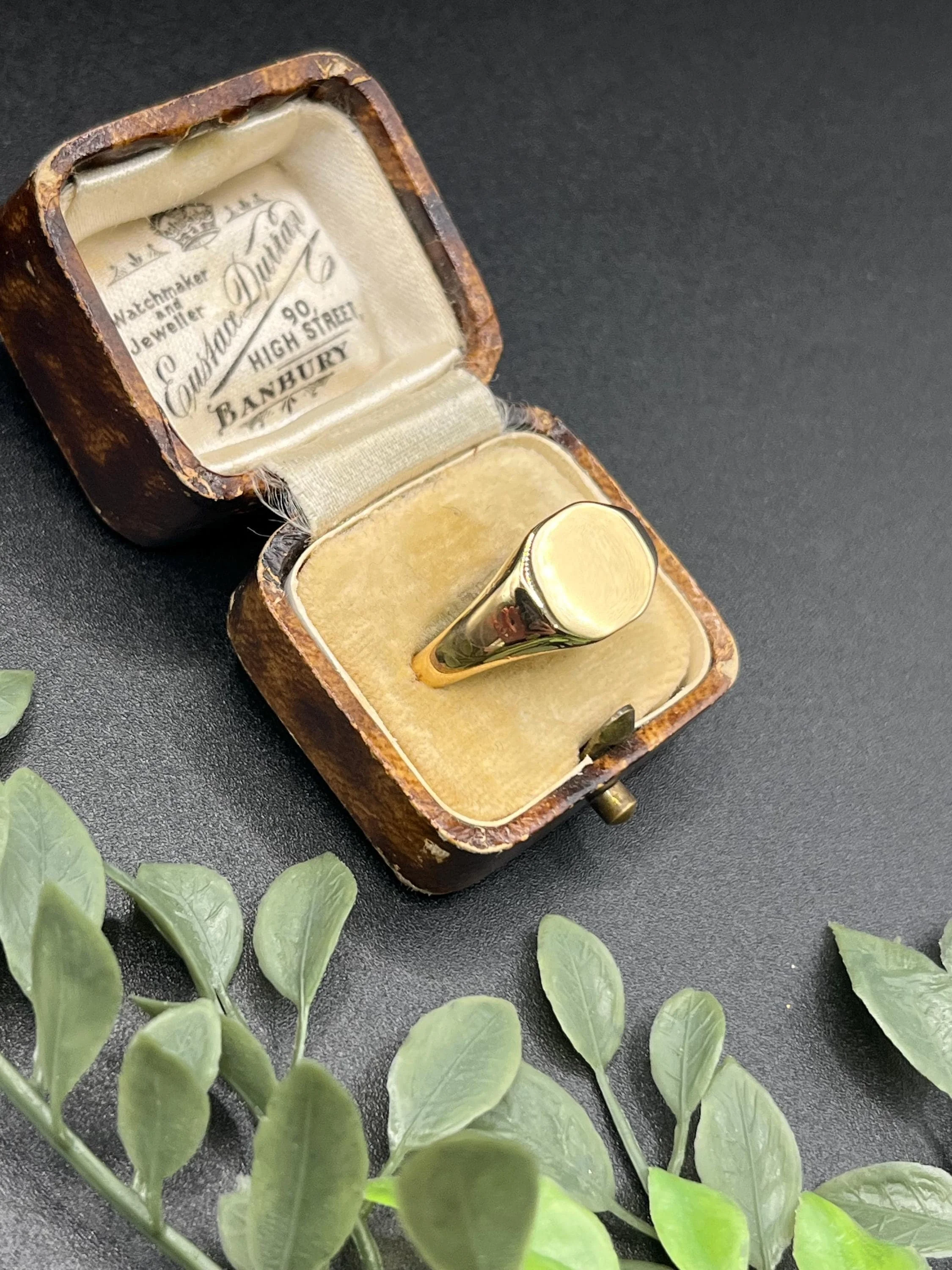 Antique 18ct Yellow Gold Plain Signet Ring, Hallmarked Birmingham 1927