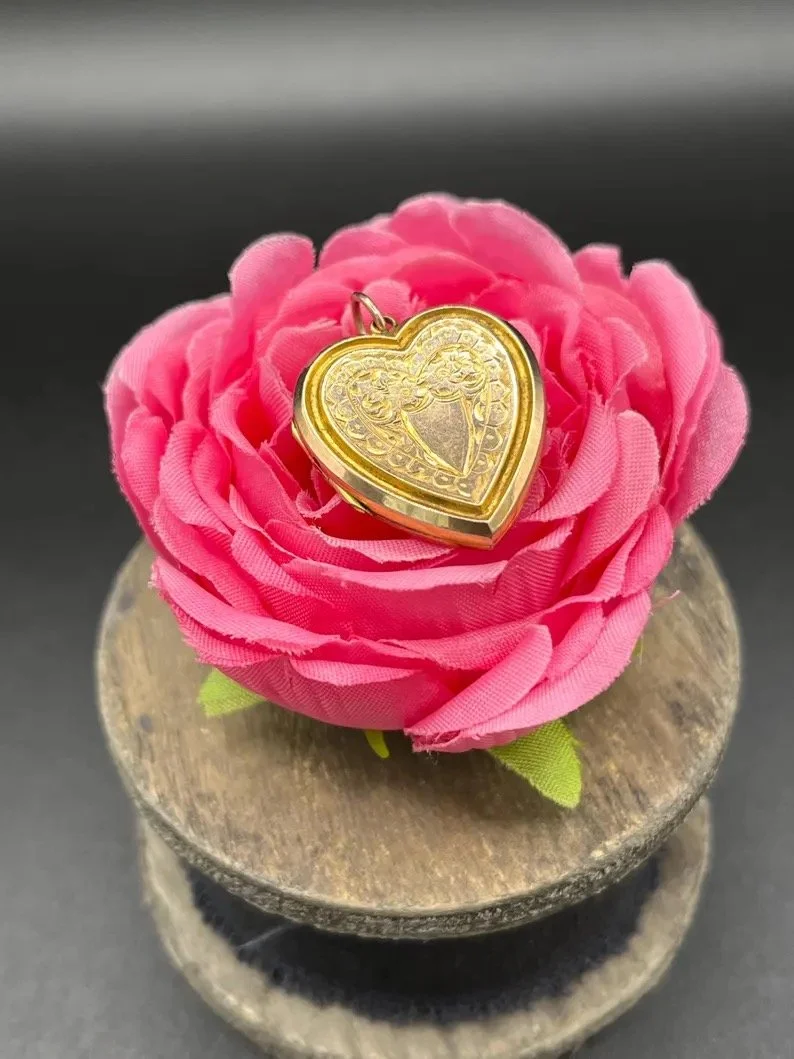 Antique 9ct Gold Back & Front, Edwardian Heart Locket with Engraving, Heirloom Gift, Wedding Gift