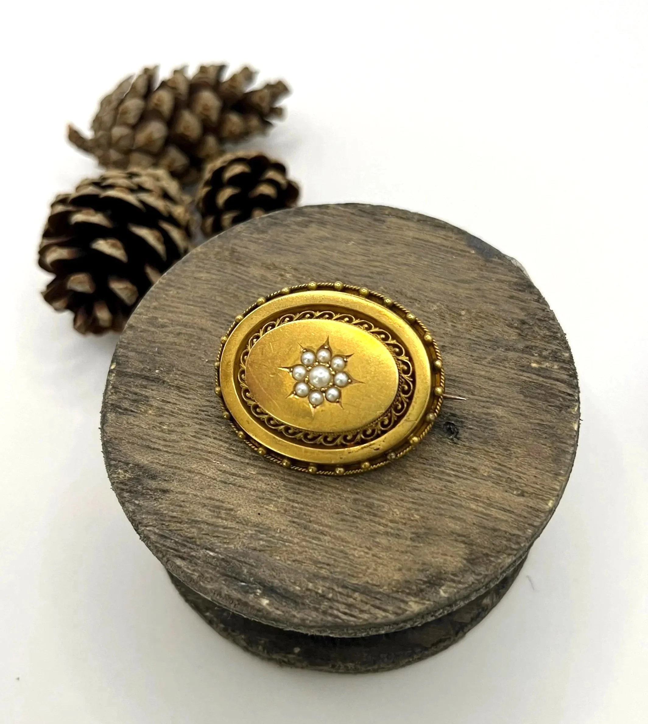 Antique 15ct Yellow Gold, Victorian Oval Pearl Brooch, Circa 1880