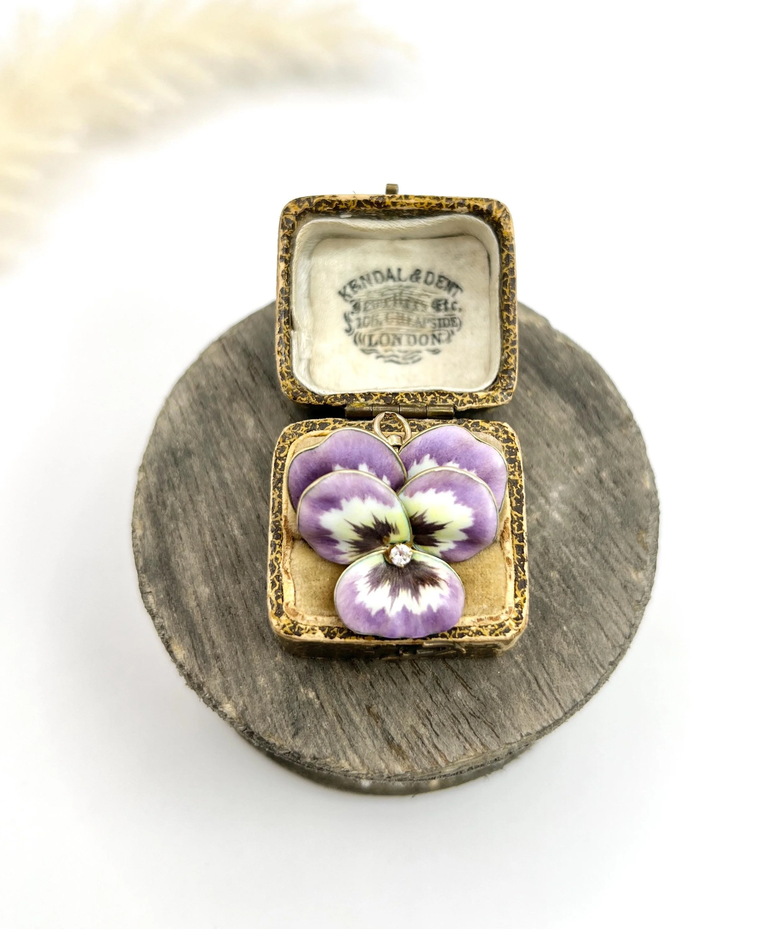 Antique 14ct Yellow Gold Stamped, Edwardian era Enamel and Diamond Pansy Flower Pendant/Brooch